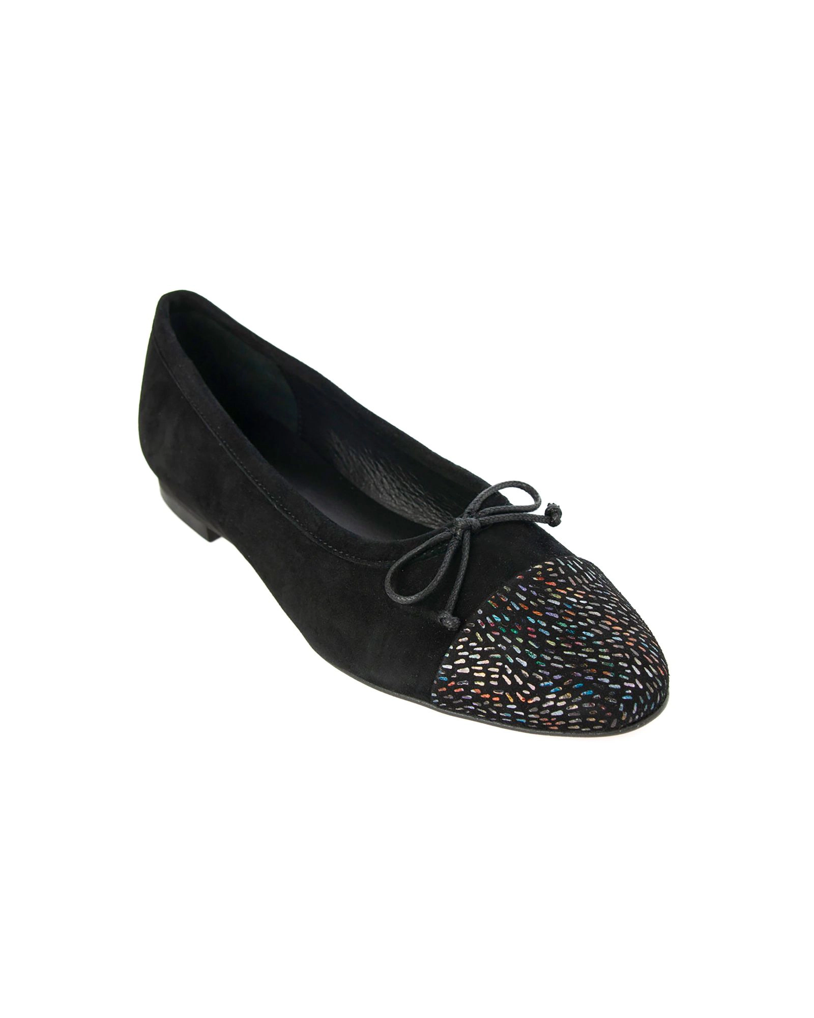 Menina Step Womens Amelie Cap-Toe Leather Ballet Flat