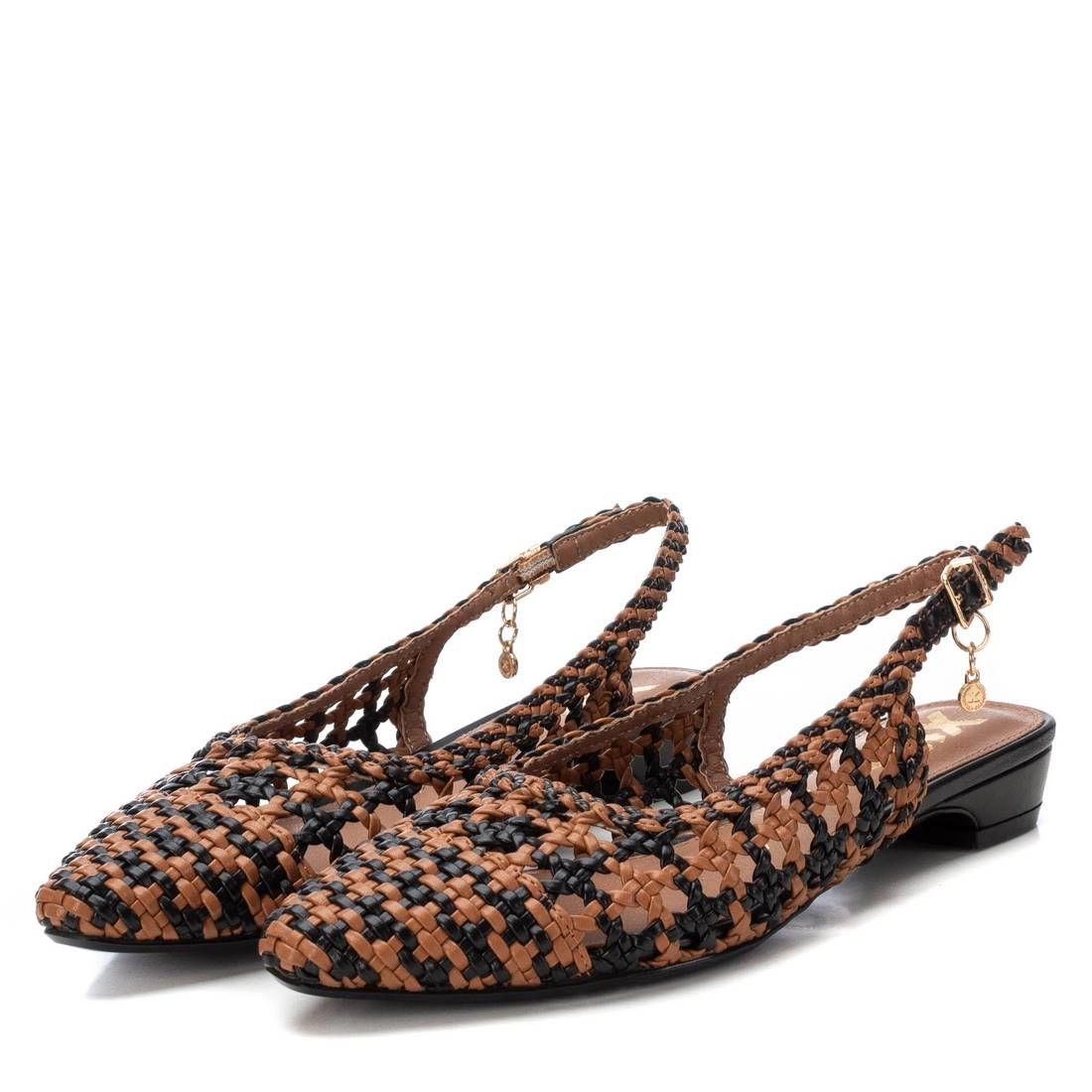 XTI Women's Flats
