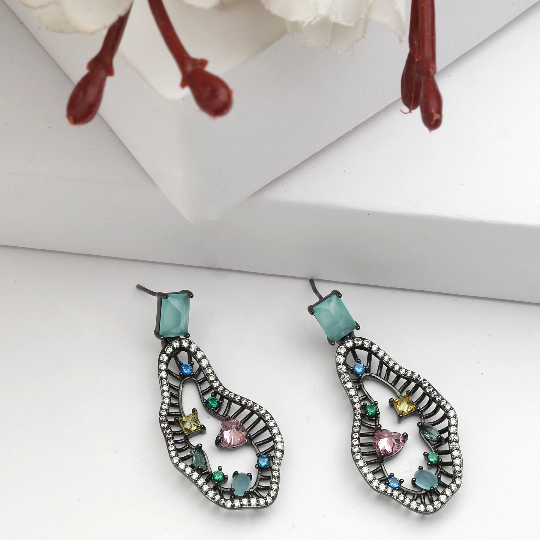 AGP PARIS Womens Diva Hollow Drop Earrings