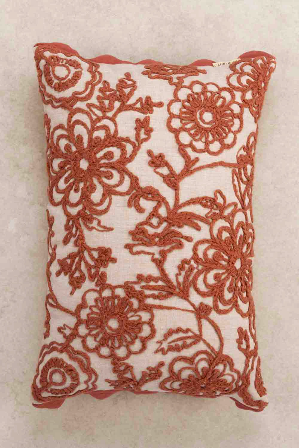 GAURI KOHLI Unnao Throw Pillow 16"x24"