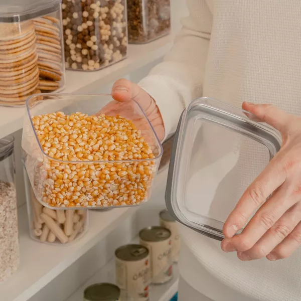 OU Airtight Food Storage Container 4.2 Cup BPA Free Clear Plastic Container w/ Leak Proof Lid Stackable Pantry Organizer