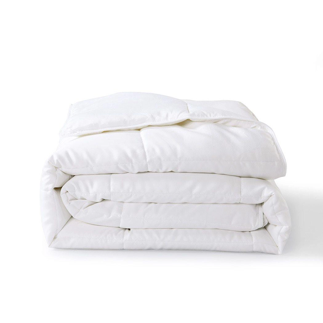 Egyptian Linens 300 Thread Count Cotton Sateen Bamboo Filled Blanket