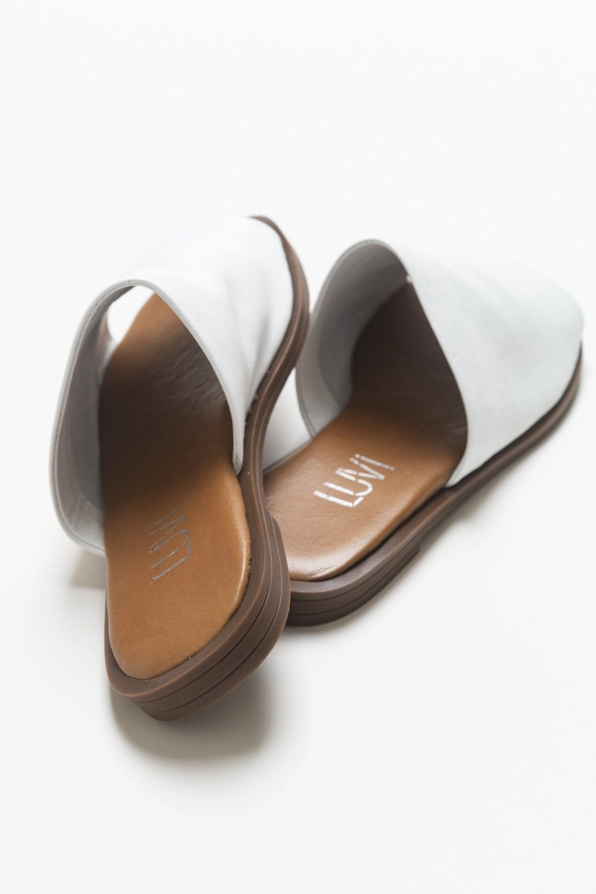 Forever & Always Womens Clau Leather Sandals