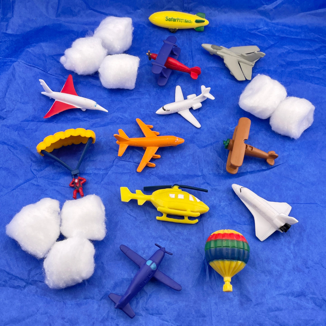 Safari Ltd. - In the Sky Aircraft  TOOB - contains 12 Mini Figurines