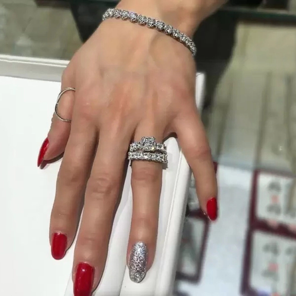 Elegant Rhinestone Decor Engagement Rings 2pcs/set Trendy Exquisite Wedding Rings