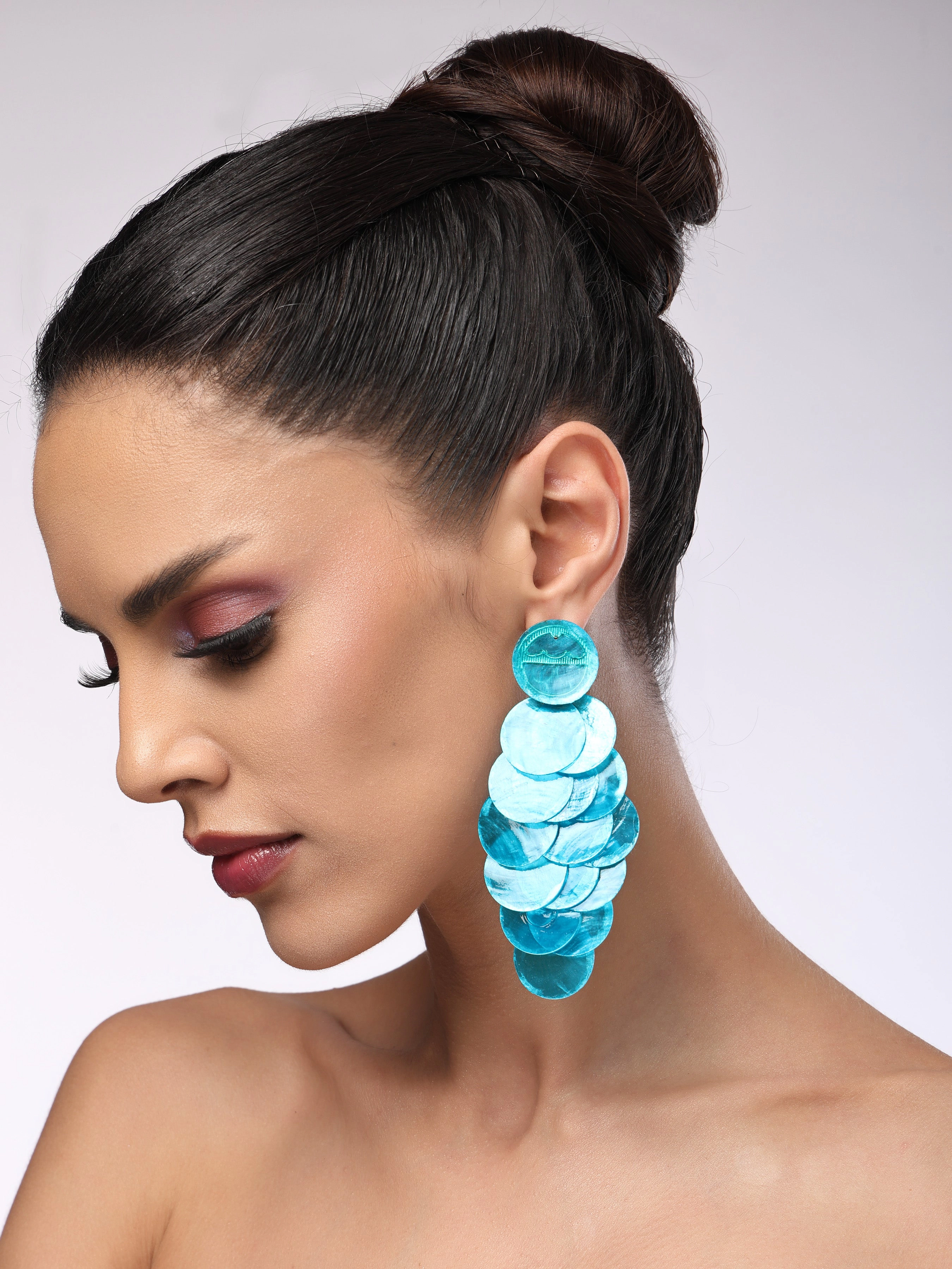 AGP PARIS Womens Natural Shell Disc Cascade Drop Earrings