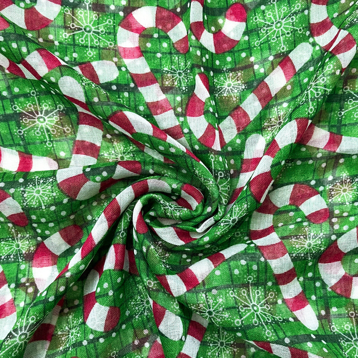Wrapables Women's Lightweight Winter Holiday Christmas Scarf, Candy Canes Green