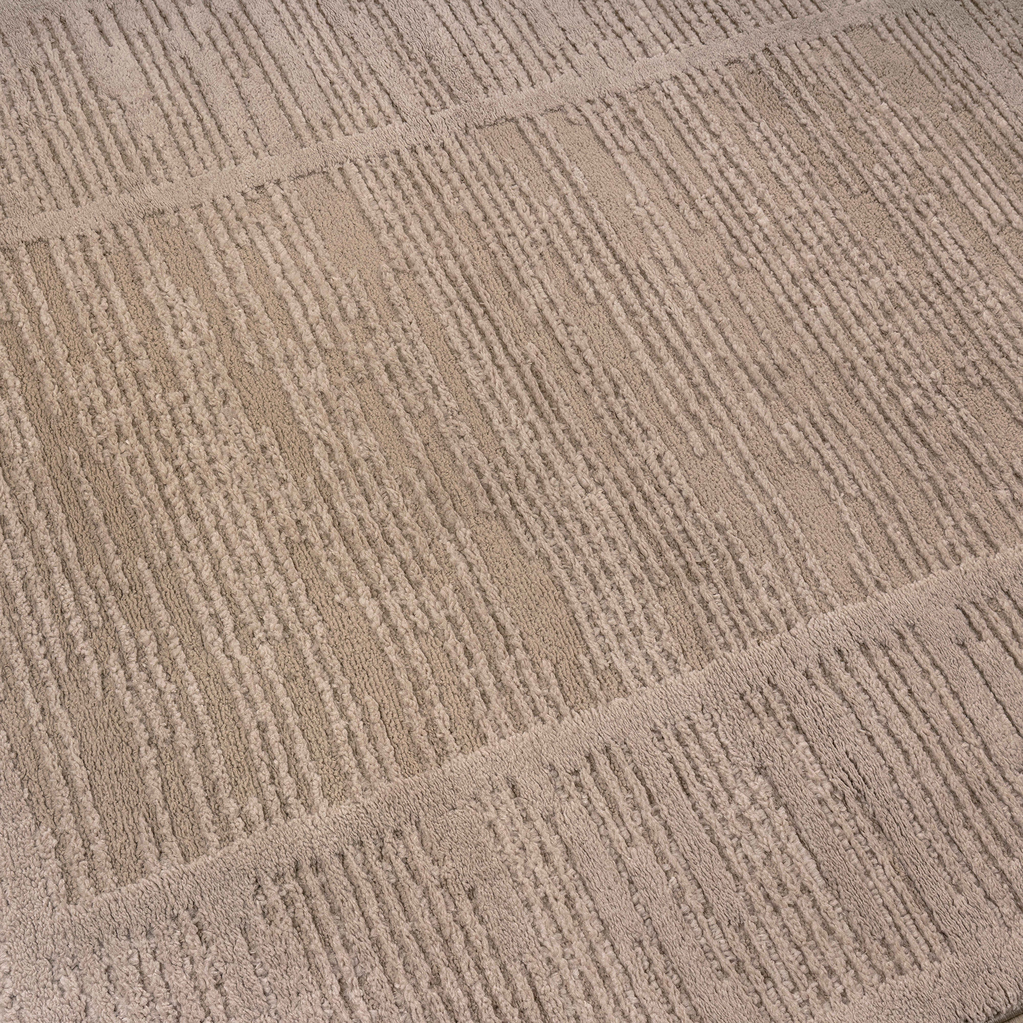 World Rug Gallery Striped Framed Border Soft Shag High-Low Indoor Area