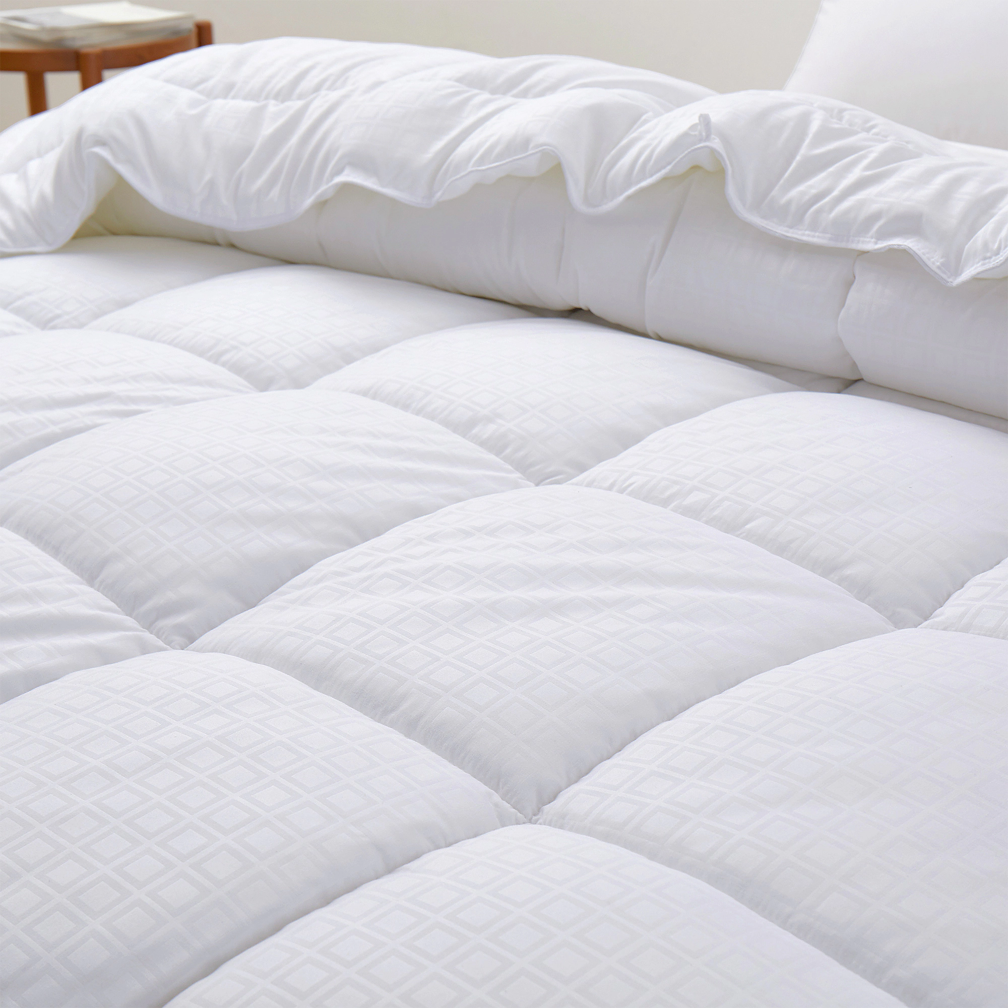 PEACENEST Textured Down Alternative Comforter All Season Soft Duvet Insert