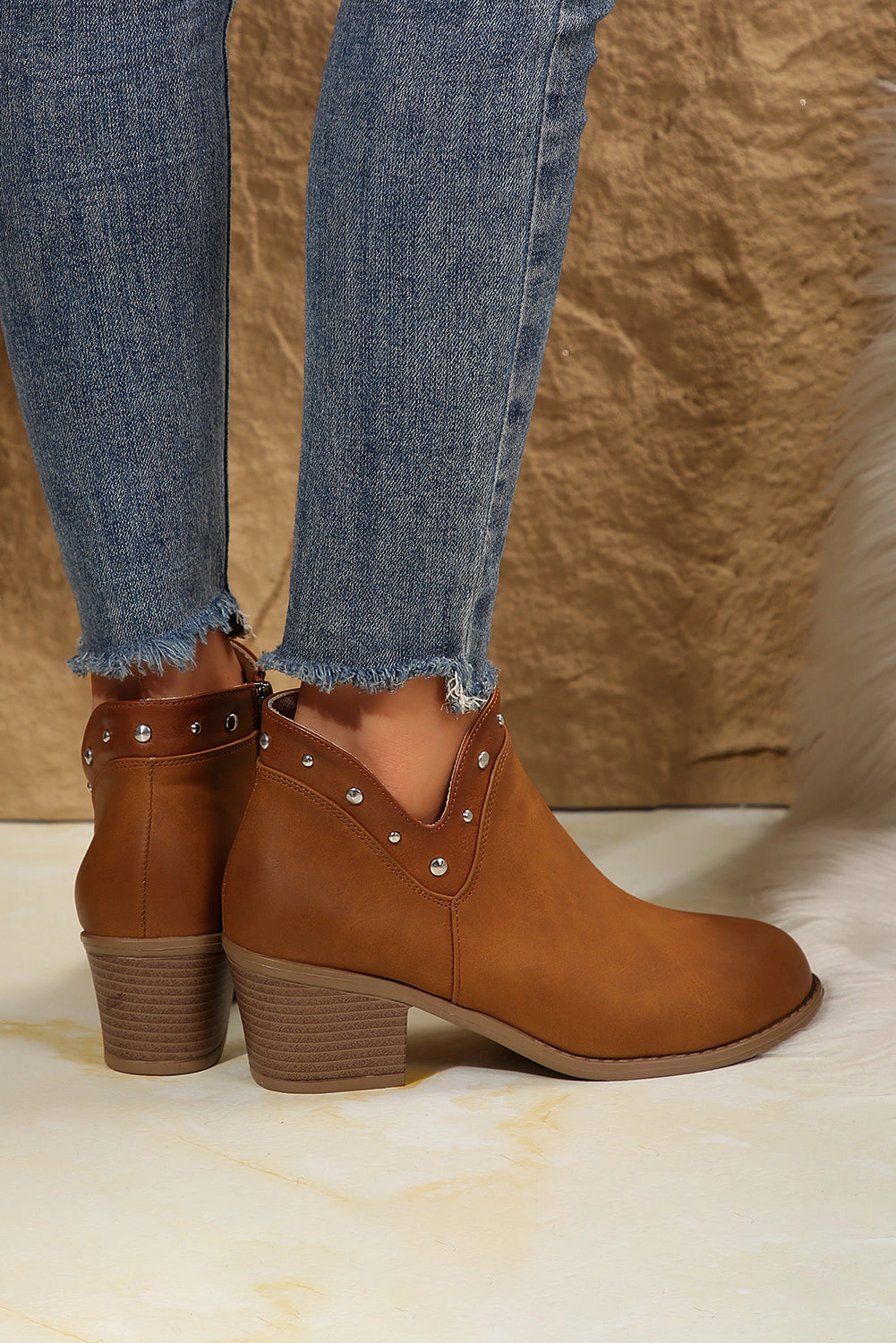 Threaded Pear Women's Melody Studded Ankle Boots