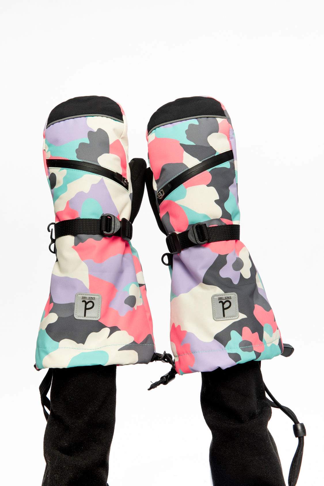 Deux par Girls Teknik Camouflage Print Cordura-Reinforced Winter Mittens