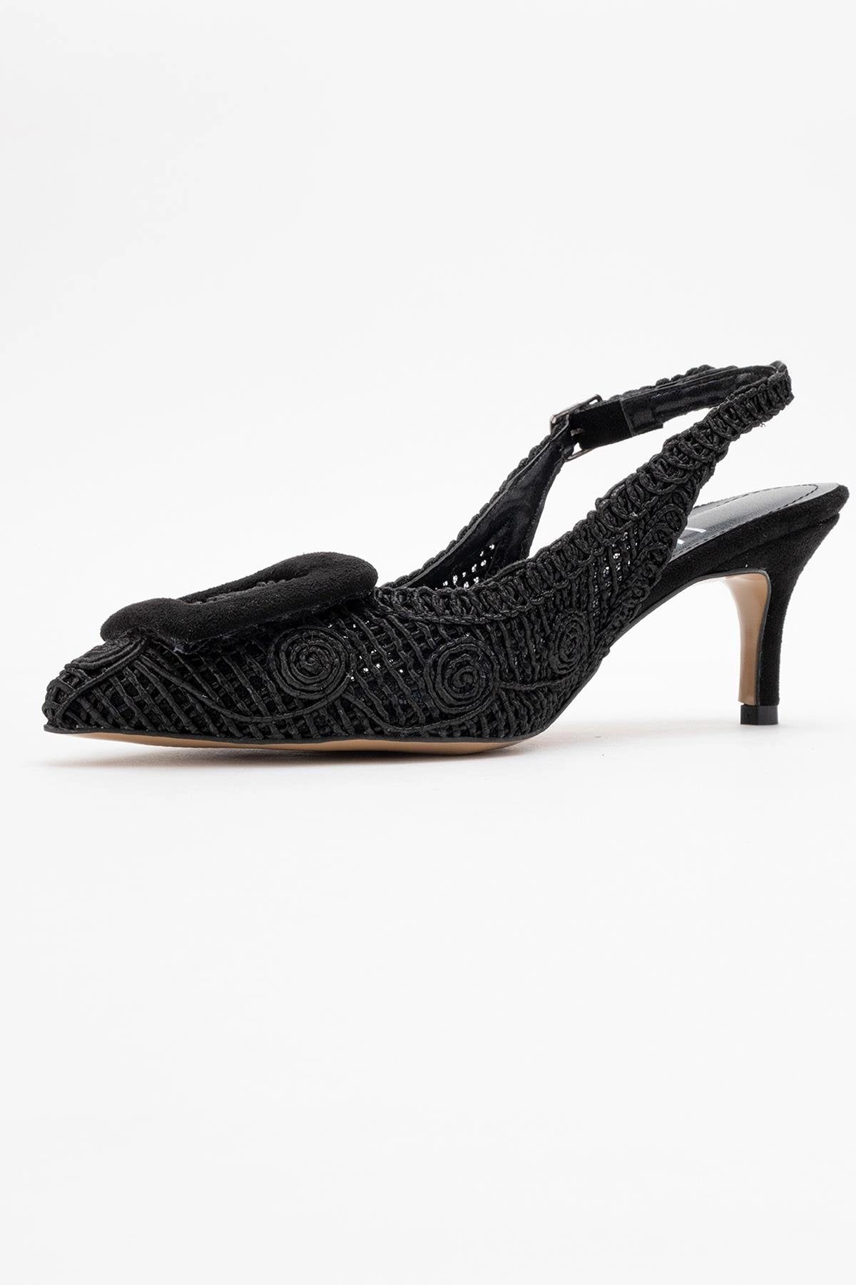 Prologue Shoes Womens Ensley Knitted Buckled Pointed Toe Pump