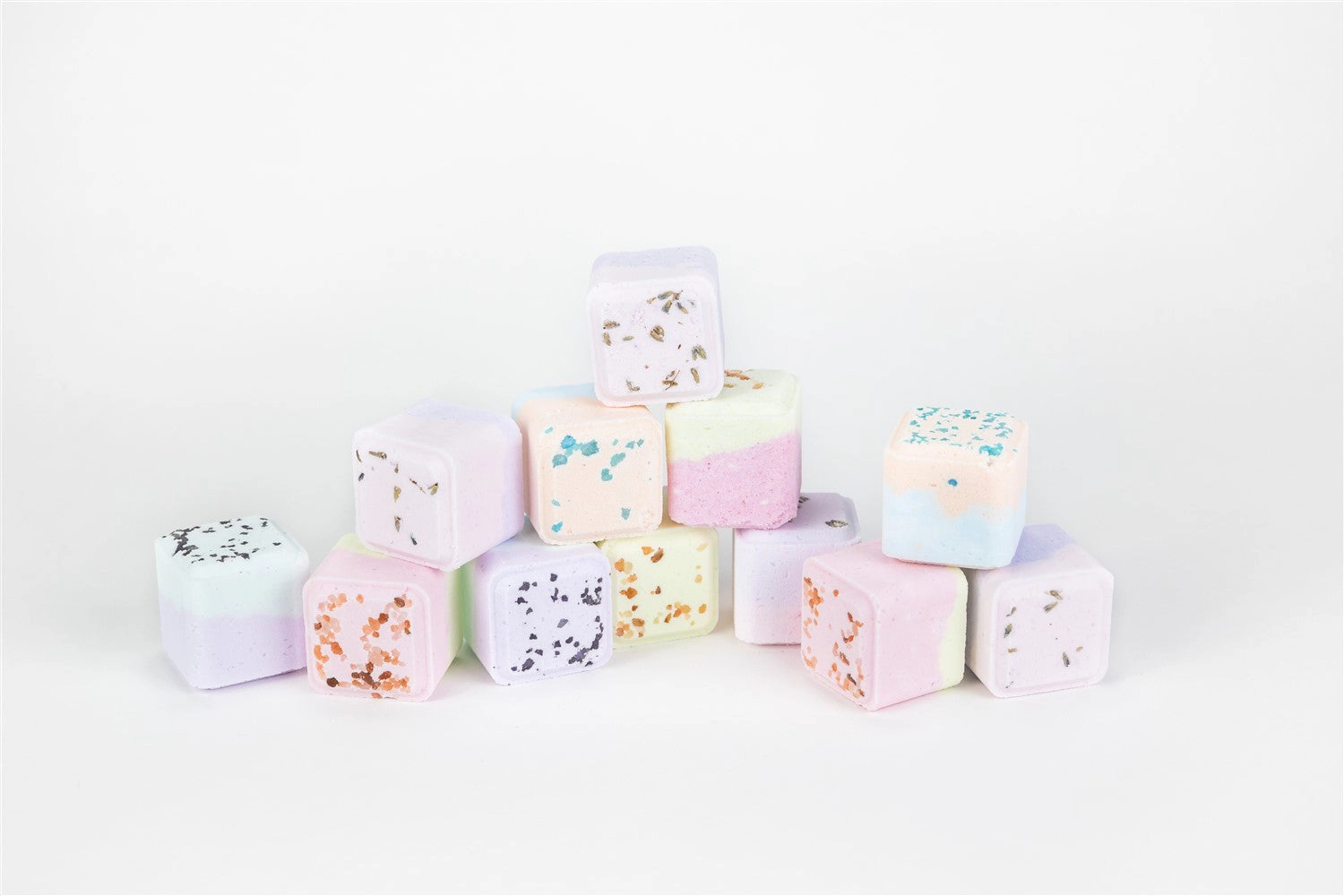 Lizush  - Bulk 100 Natural Vegan Shower Steamers, Mixed Scents (Lavender Grapefruit Mint Eucalyptus)