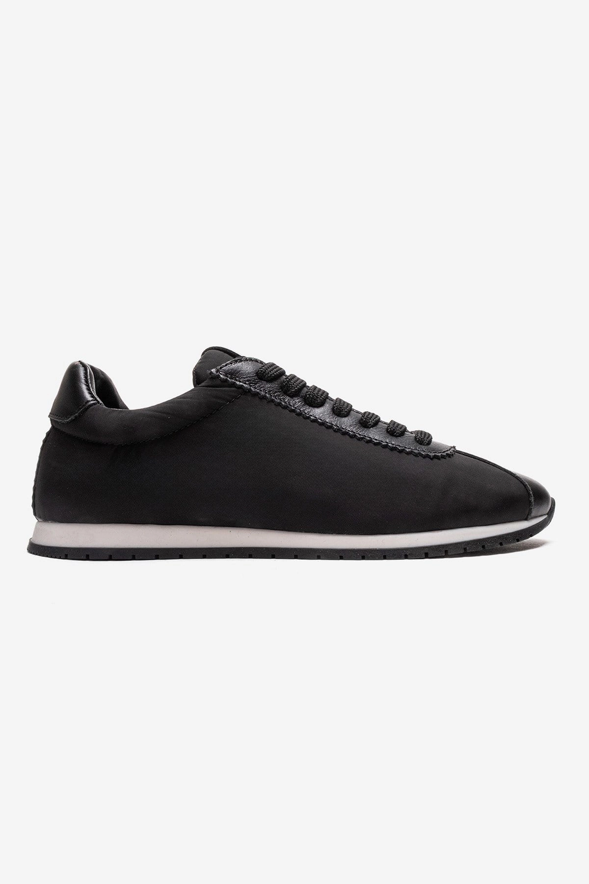 Forever & Always Womens Unica Leather Sport Sneaker