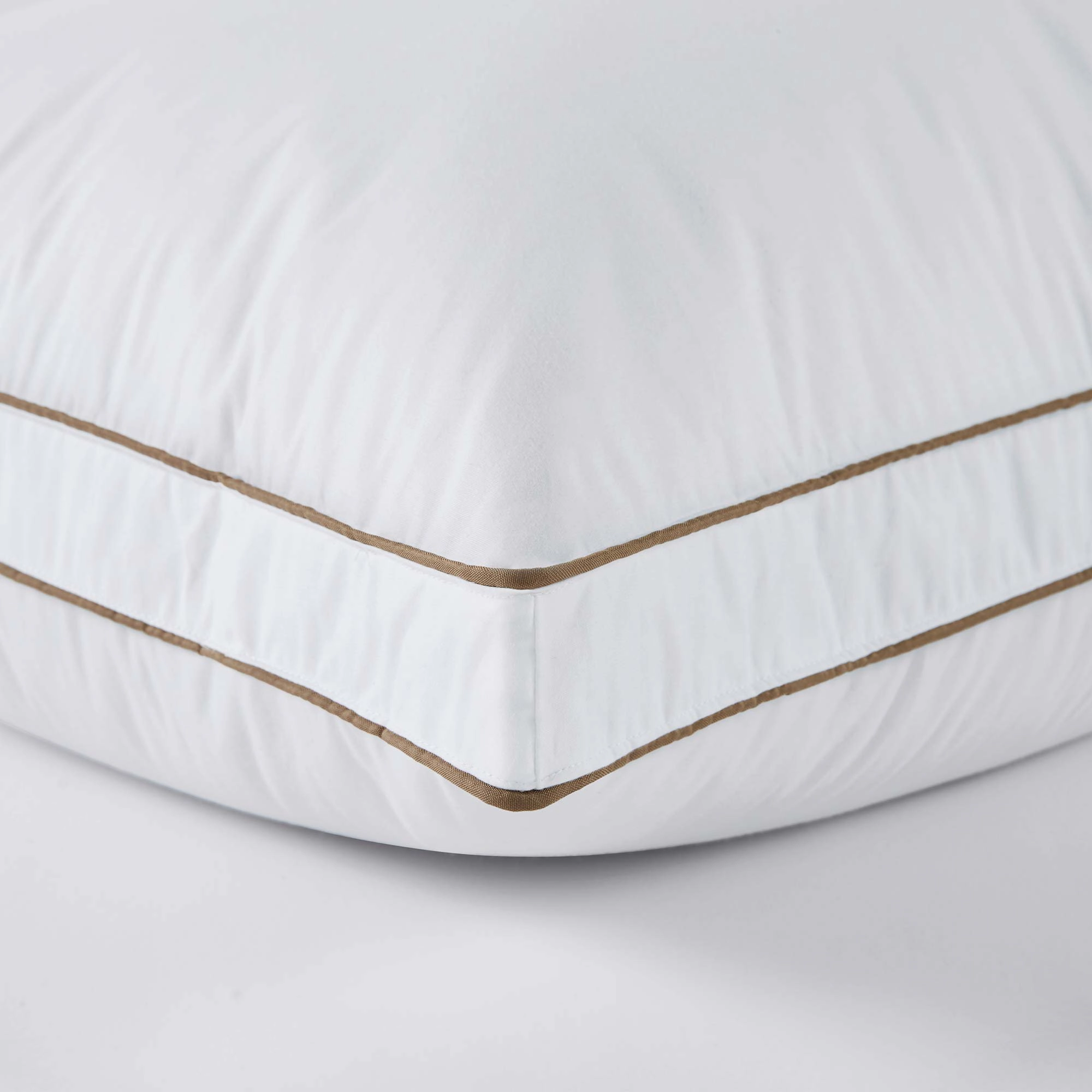 PEACENEST High Loft Goose Feather Pillow Set with Cotton Shell