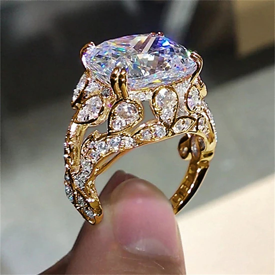 Wardrobe Whimsy Womens Oval Cut Cubic Zirconia Vintage Leaf Filigree ...