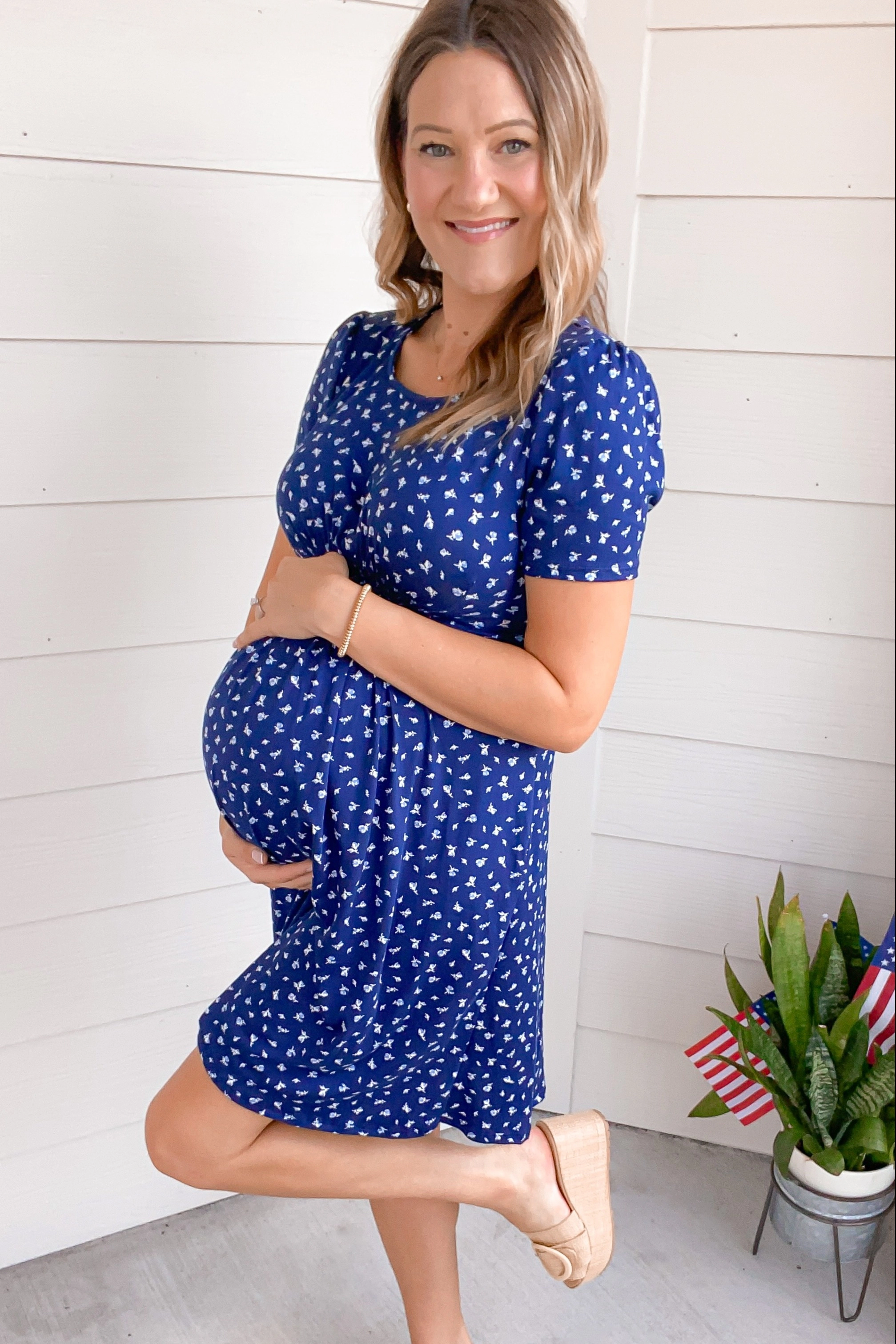 PinkBlush Womens Navy Floral Smocked Short Sleeve Maternity Dress