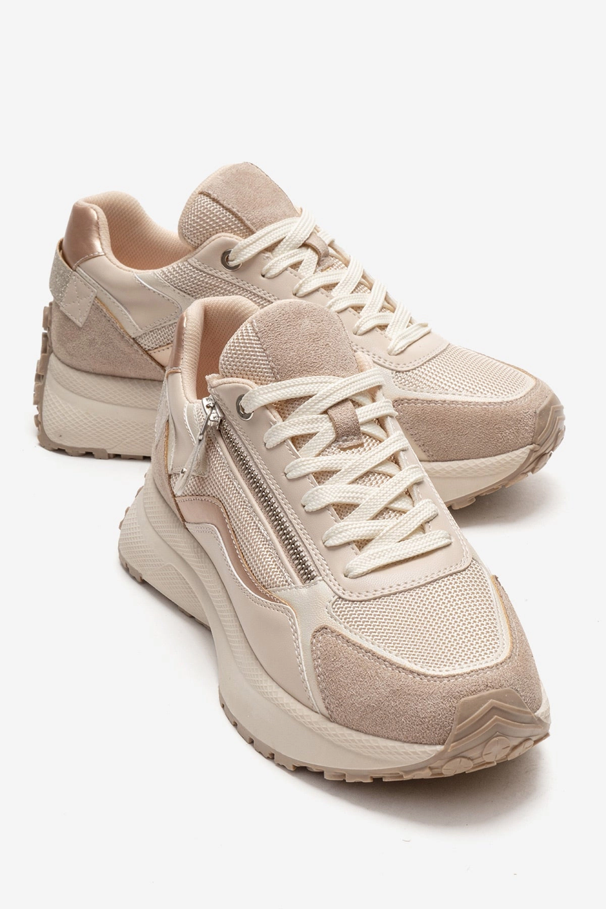 Prologue Shoes Womens Rocca Zip Sneaker