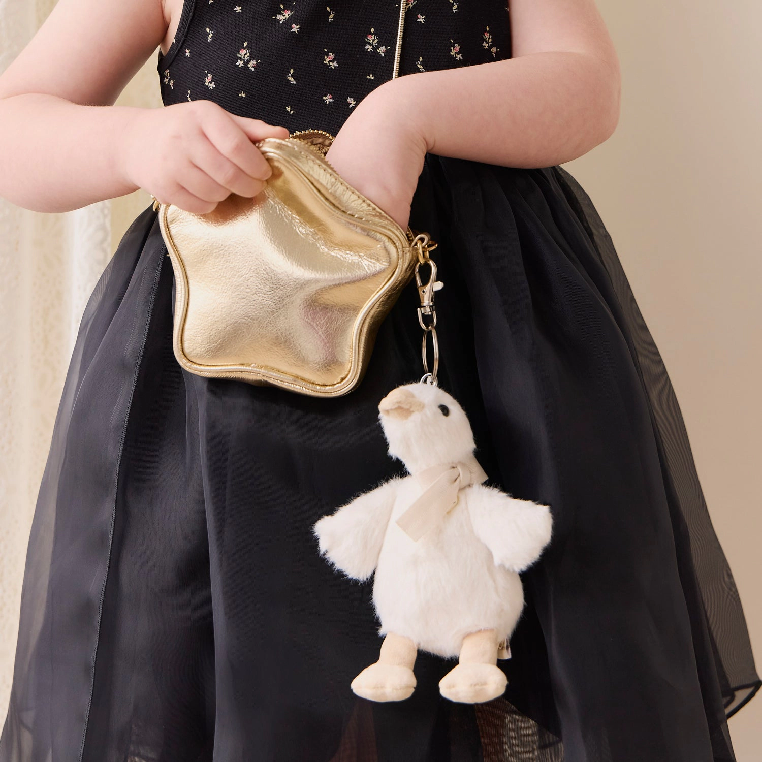 Snuggle Bunnies Rosie the Duck 6" Keychain with Bow
