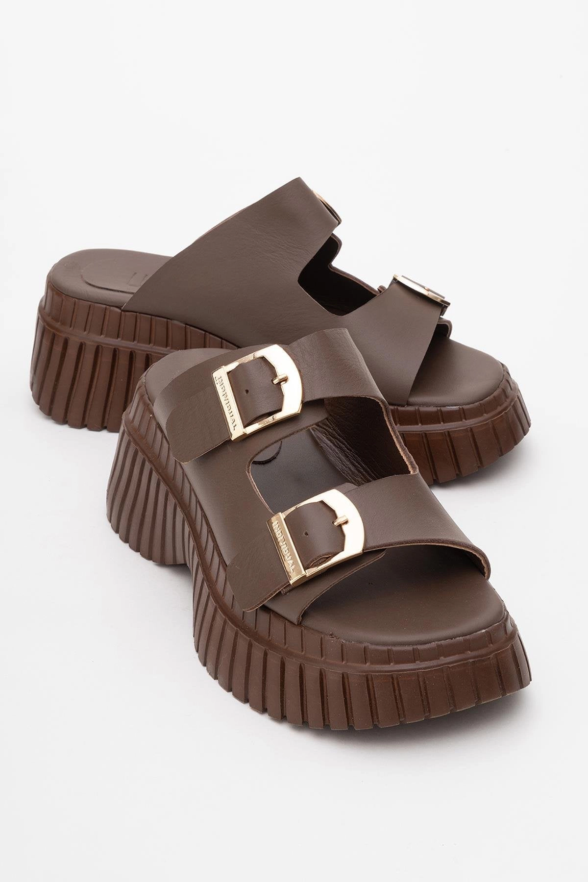 Forever & Always Womens Joanes Leather Two-Strap Platform Sandals