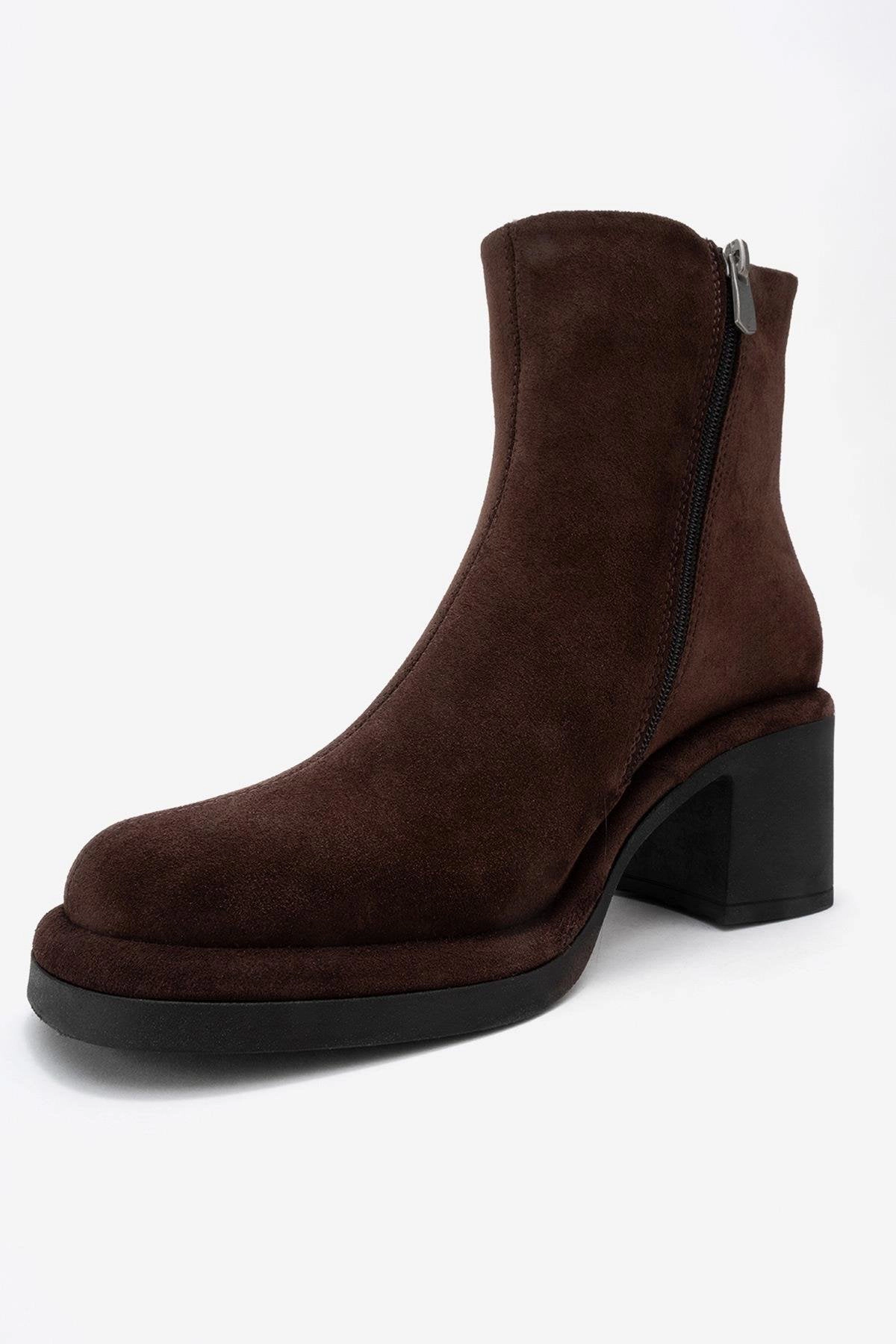 Forever & Always Womens Junae Leather Block Heel Boots