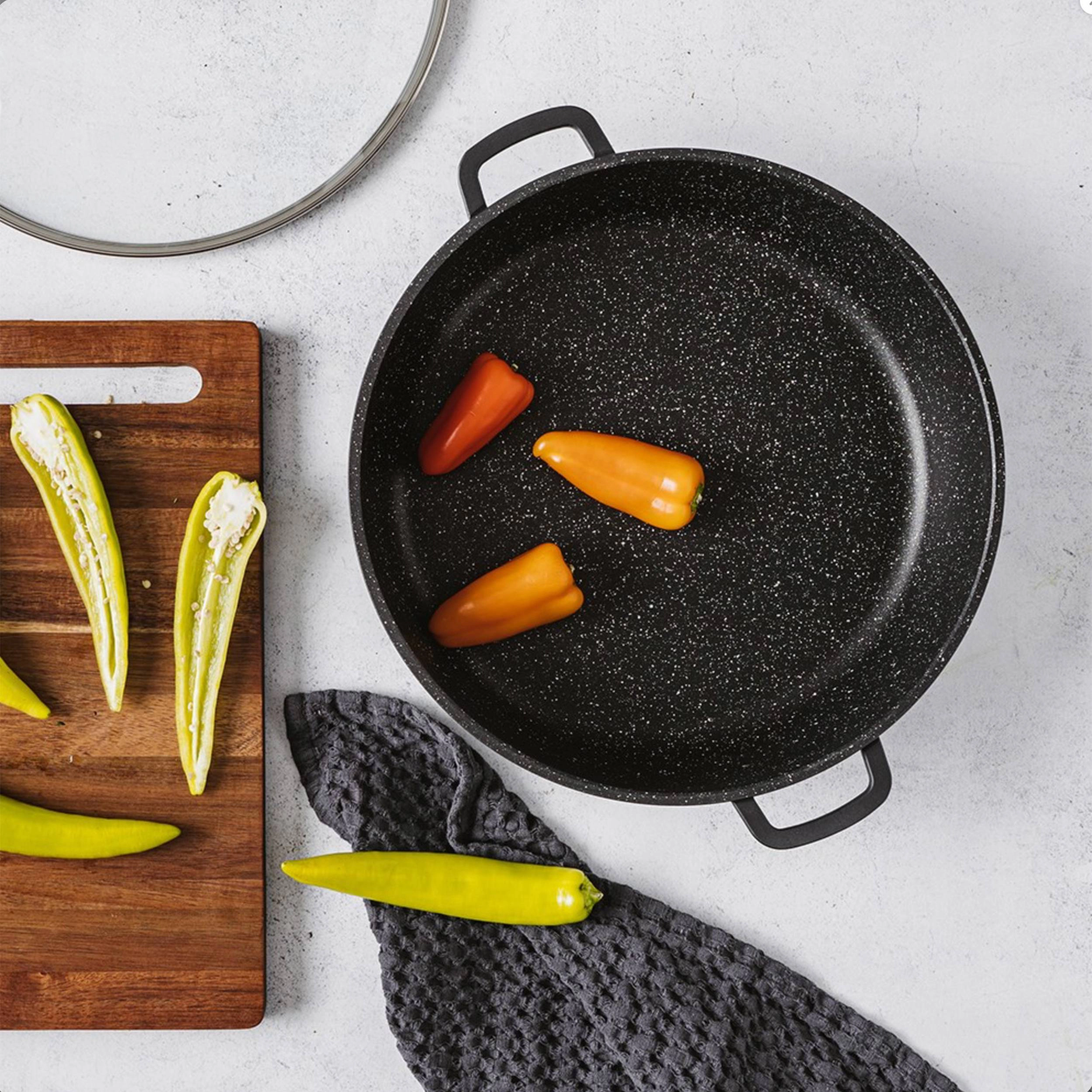 Cuisine::pro® GRANITE™ Sauté Pan With Lid 6.3 Qt.