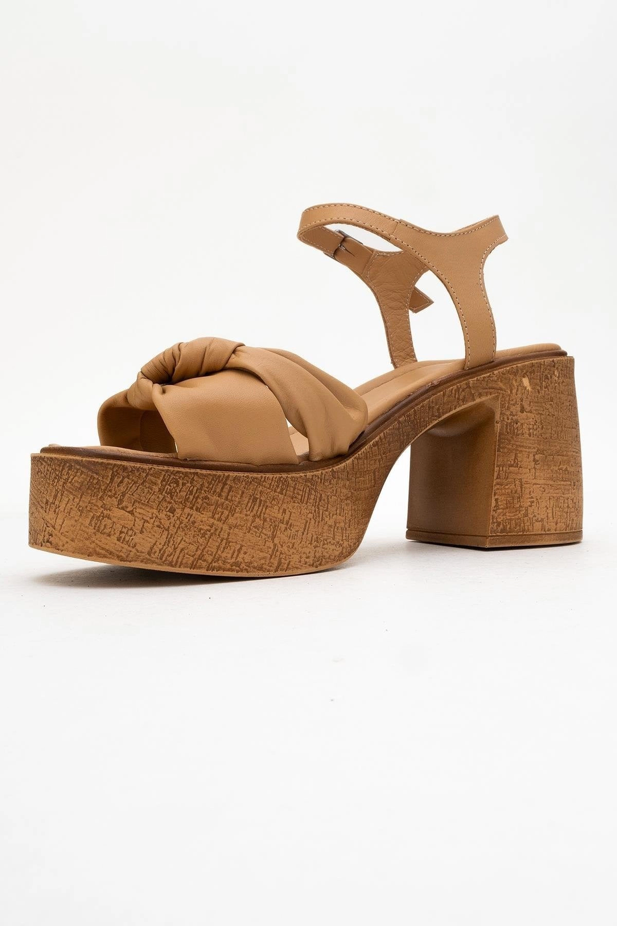 Forever & Always Womens Tily Platform Wedge Leather Sandal