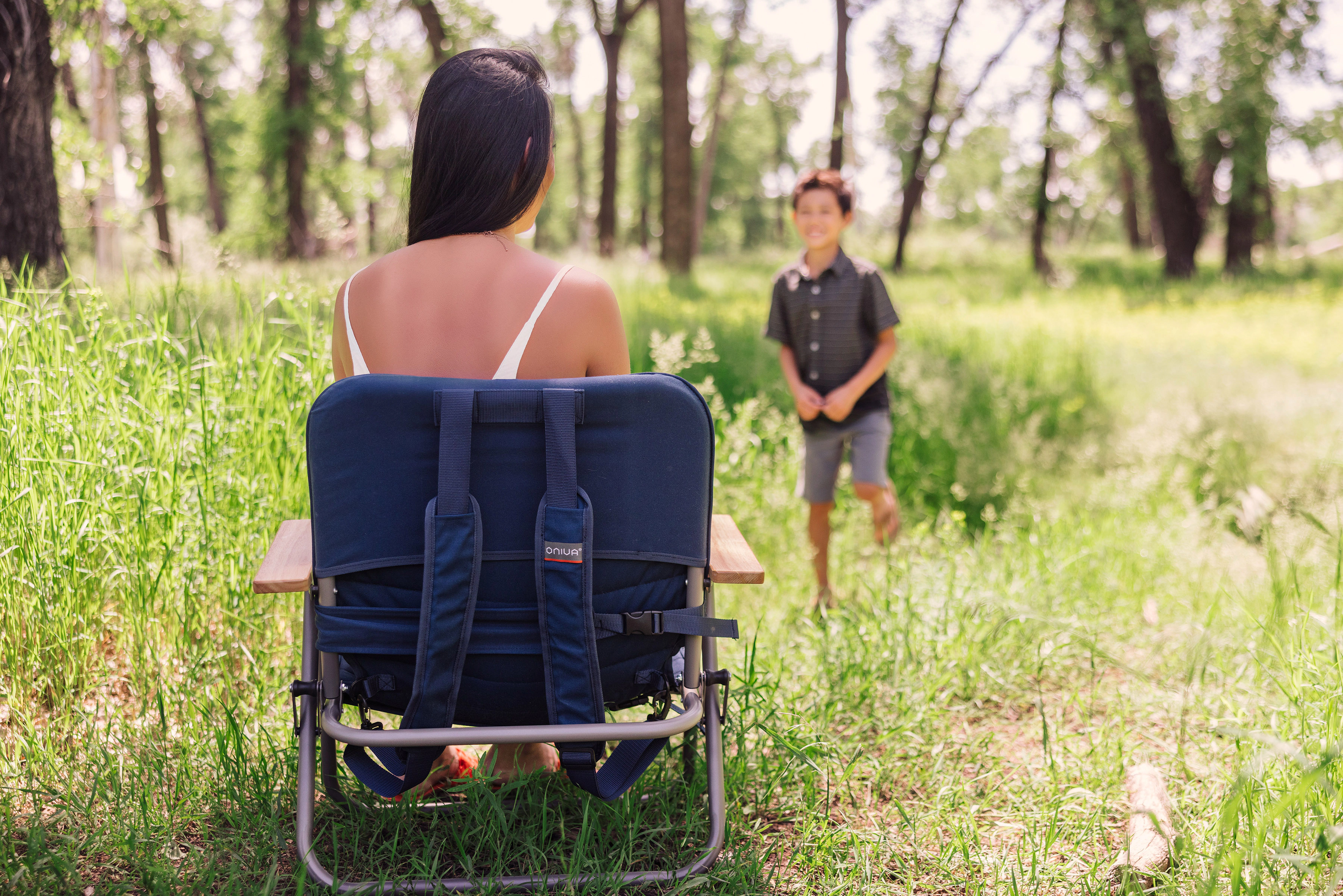 ONIVA Descanso Padded Beach Chair