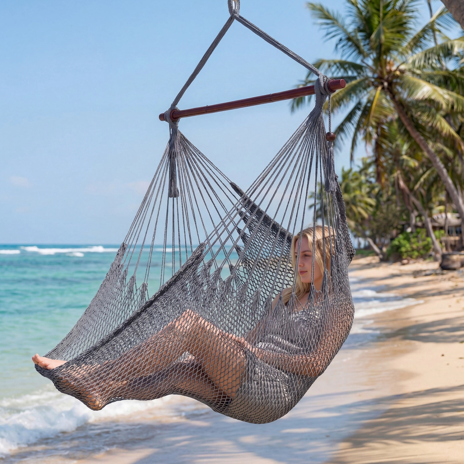 SUGIFT Caribbean Hammock Chair Gray with Metal Spreader Bar and Woven Rope Seat