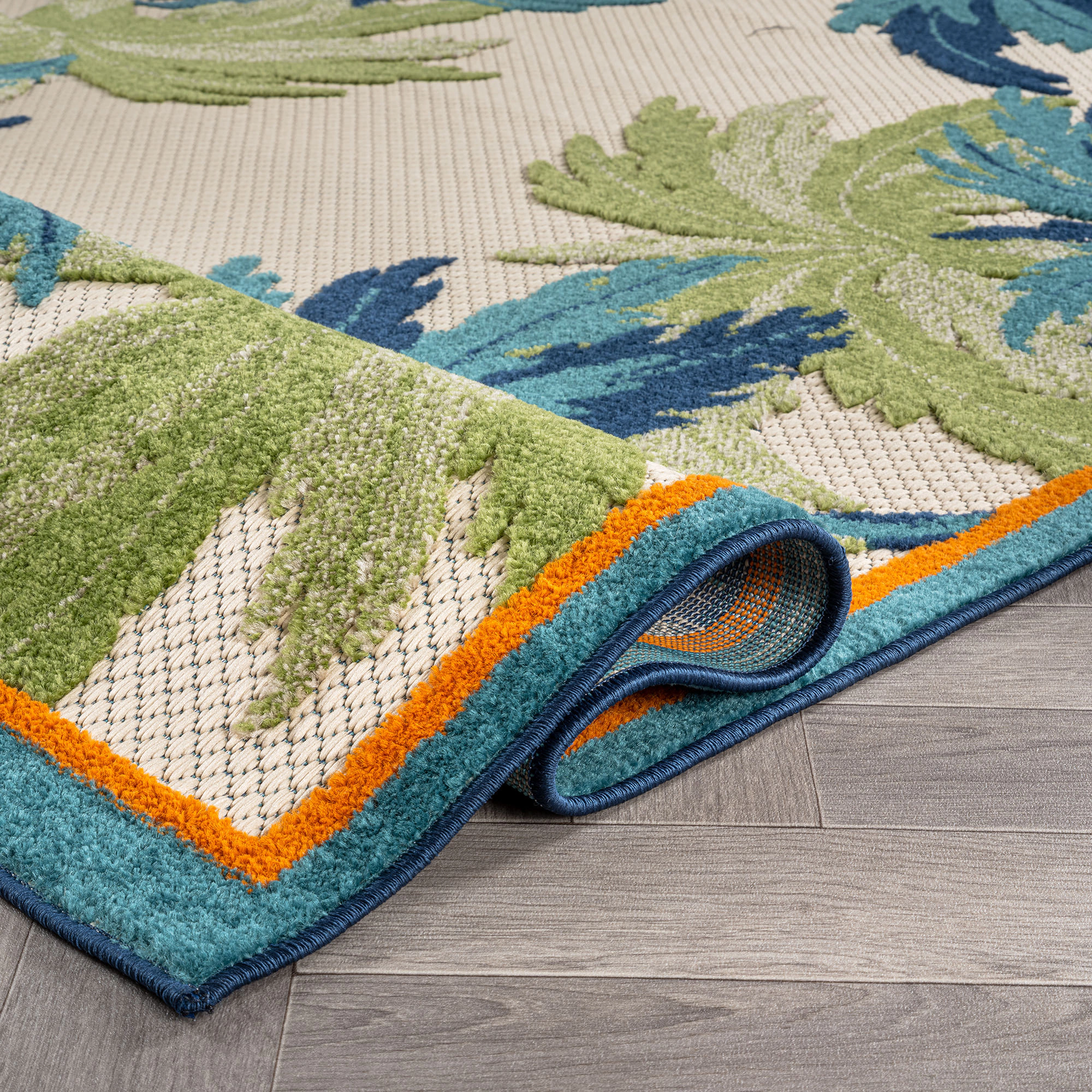 World Rug Gallery Indoor/Outdoor High-Low Textured Area Rug, Palm Border, Easy-Clean