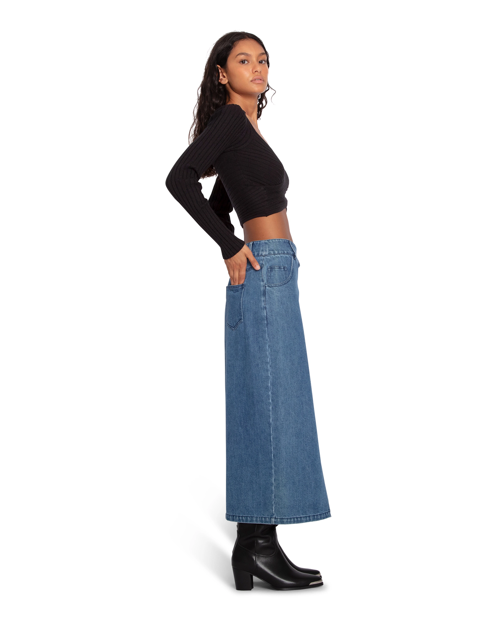 Belle & Bloom Womens Can't Forget You Denim Midi Skirt