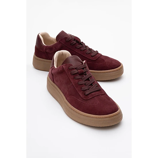Forever & Always Womens Fyore Leather Sneakers