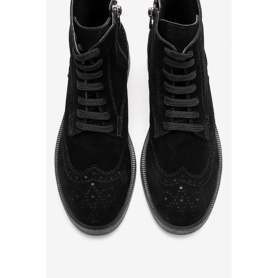 Forever & Always Womens Nelvy Leather Boots