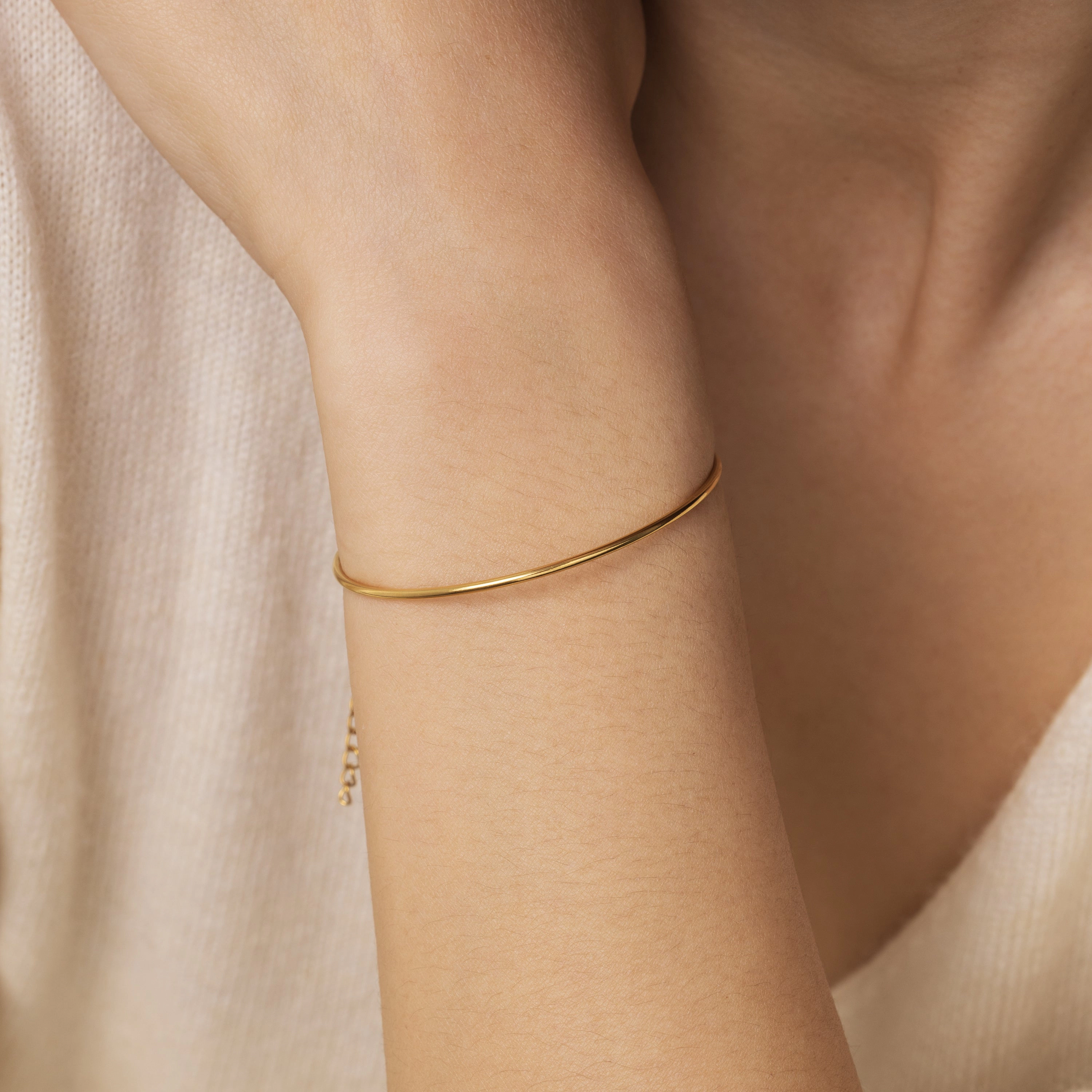 Mint & Lily Women's Solid Bar Cuff Bracelet
