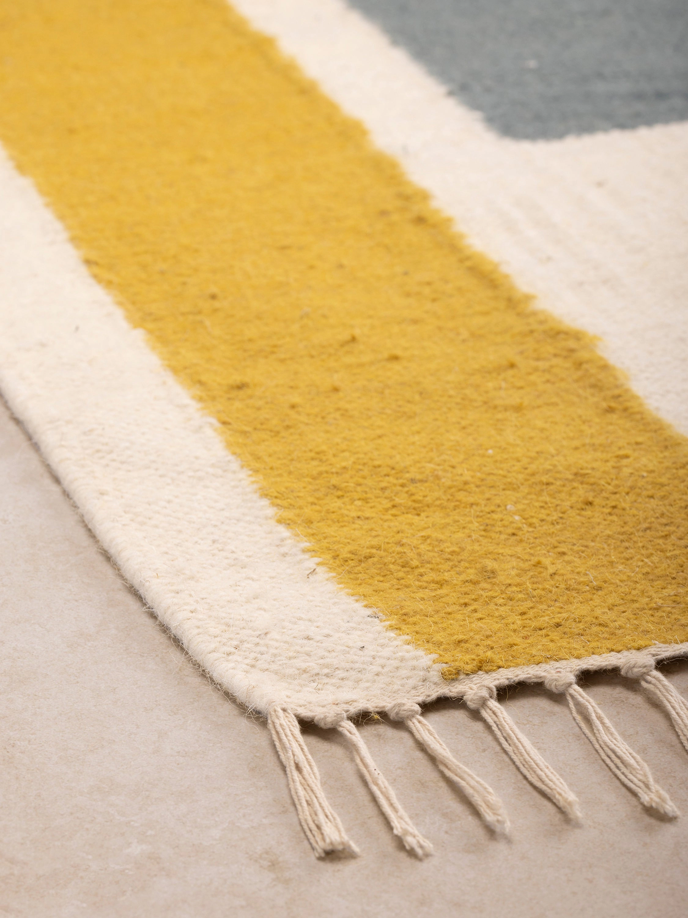 GAURI KOHLI Horatio Area Rug 5'x8'