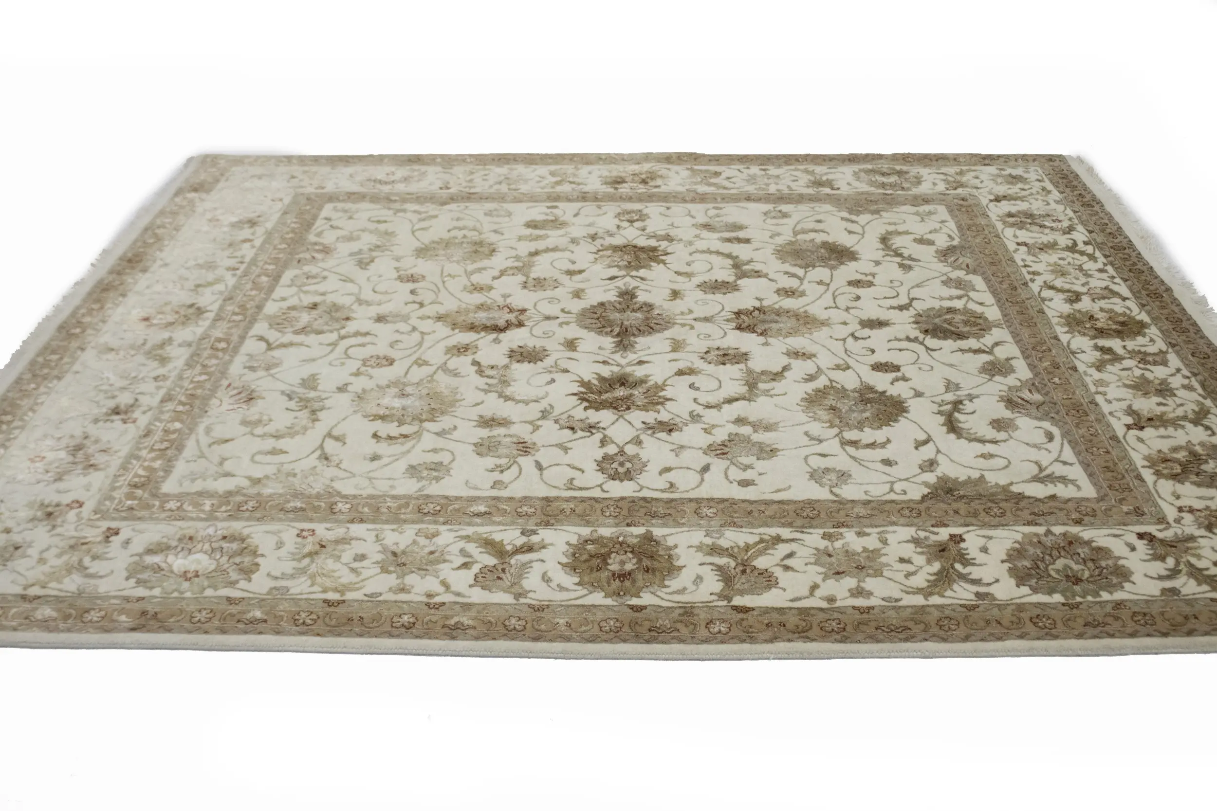 Magic Rugs Beige Floral 6X7 Indo-Tabriz Oriental Rug