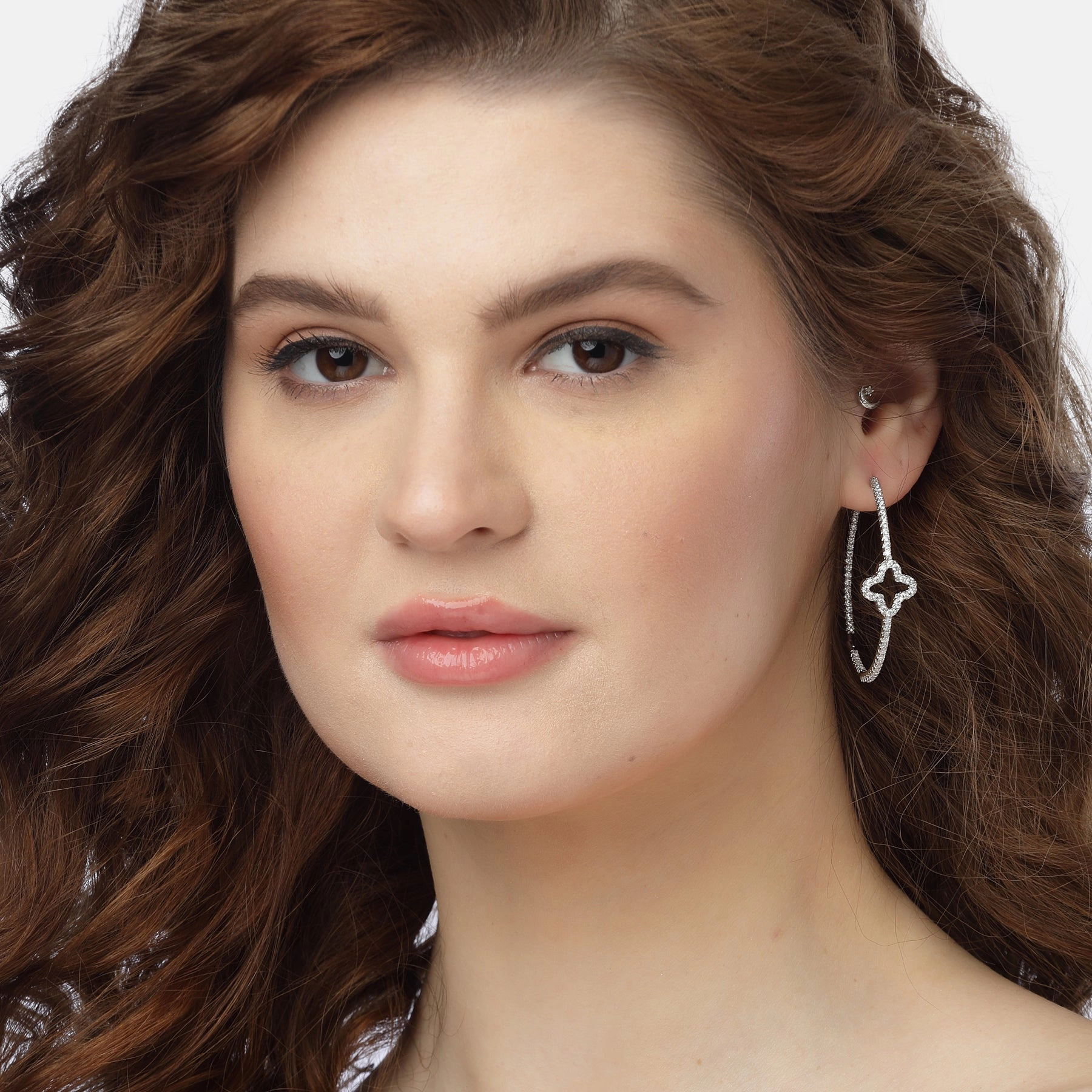 AGP PARIS Womens Clover Hoop Earrings