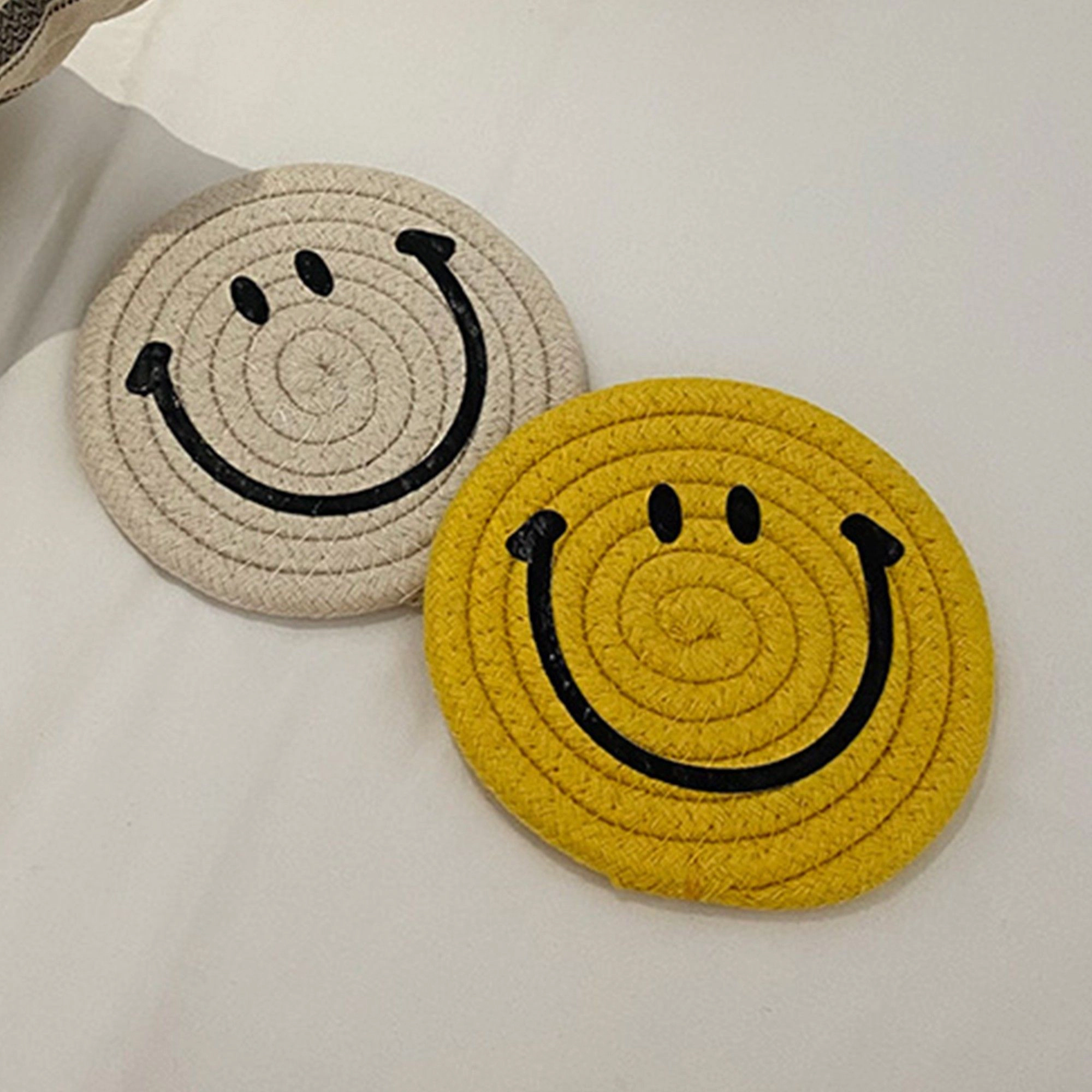 Alilang Unisex Woven Smiley Face Round Coasters for Tabletop Decoration and Surface Protection