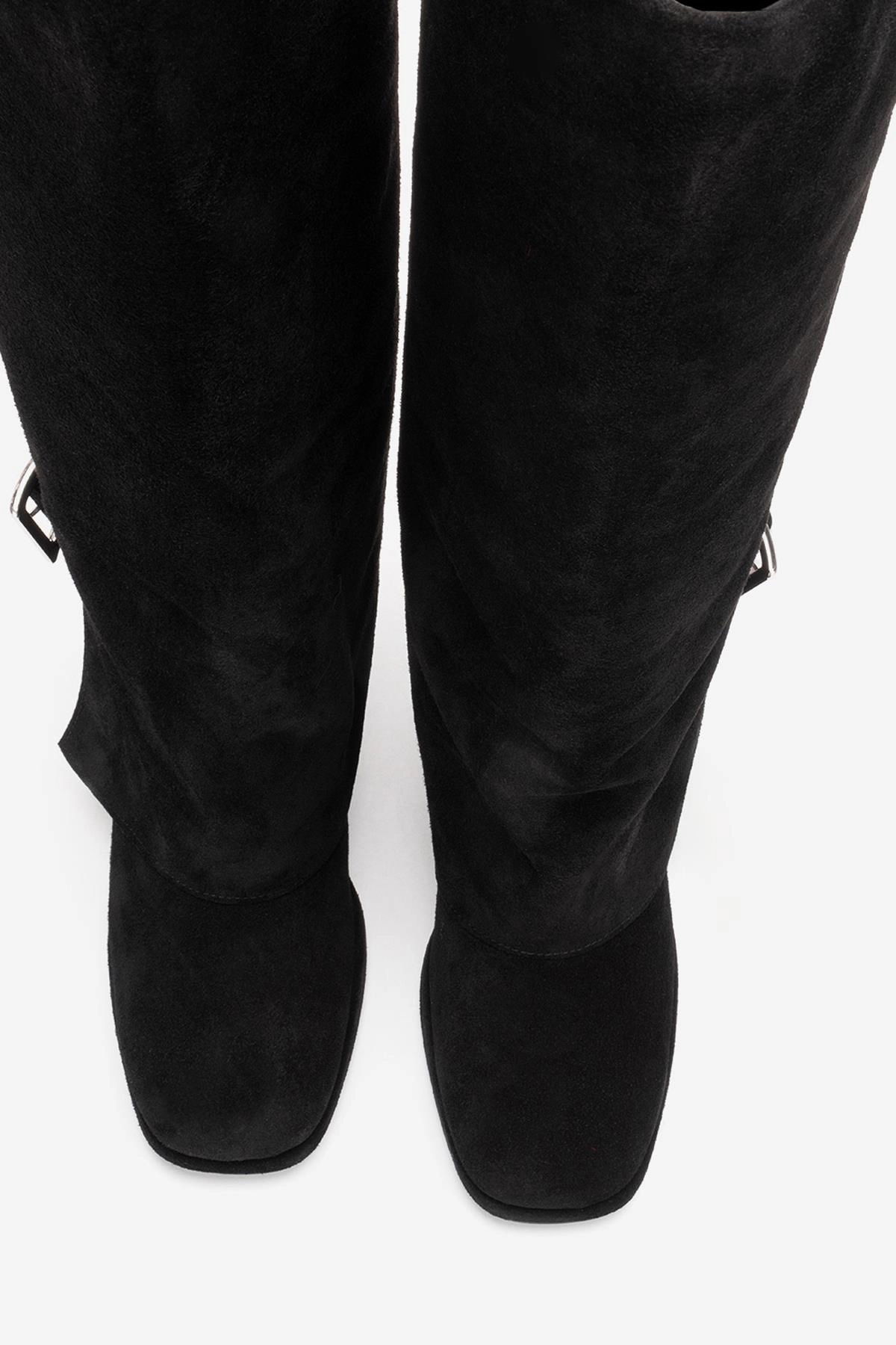 Forever & Always Womens Lojo Leather Block Heel Boot