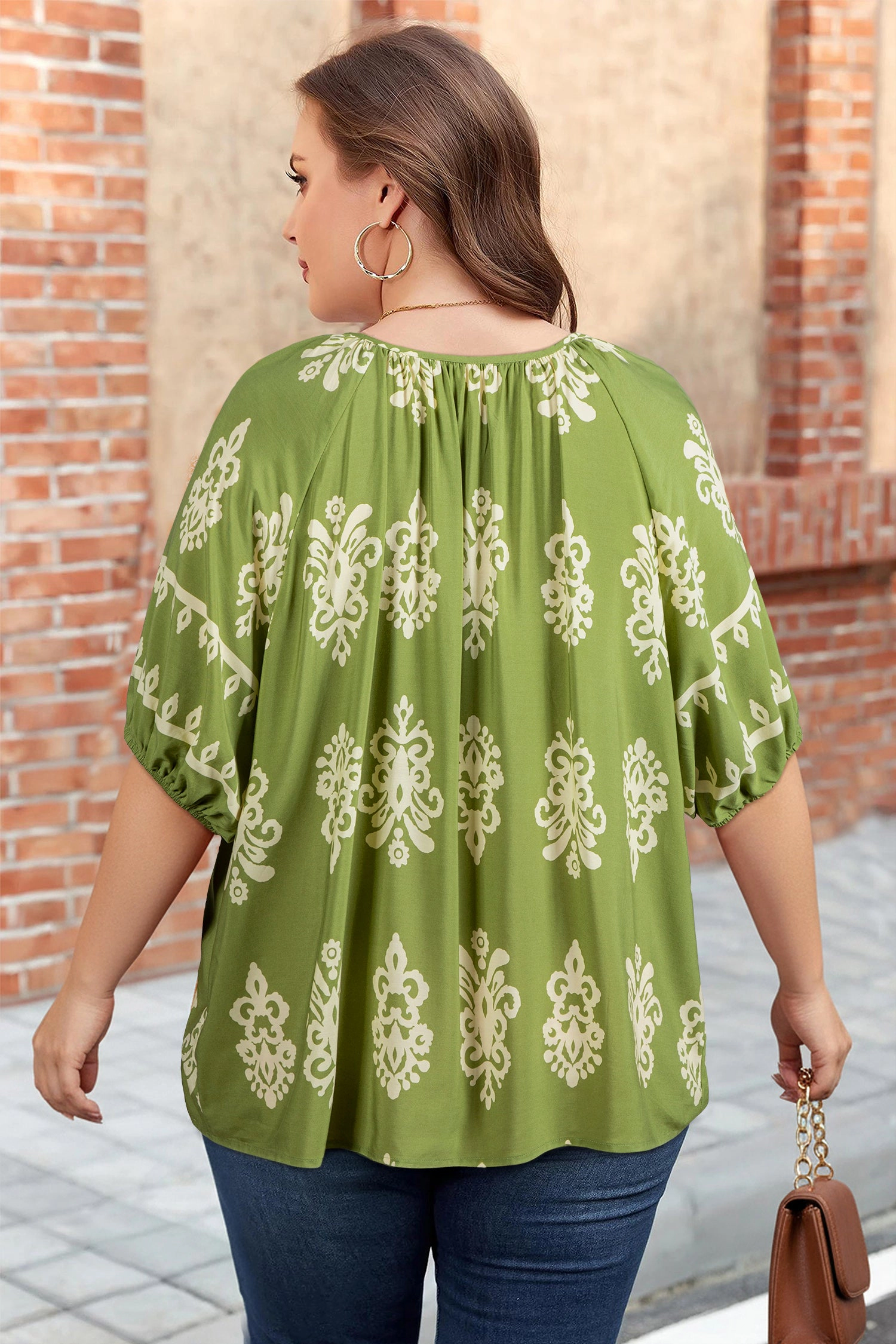 Threaded Pear Women's Gabriella Floral Short Sleeve PLUS Top