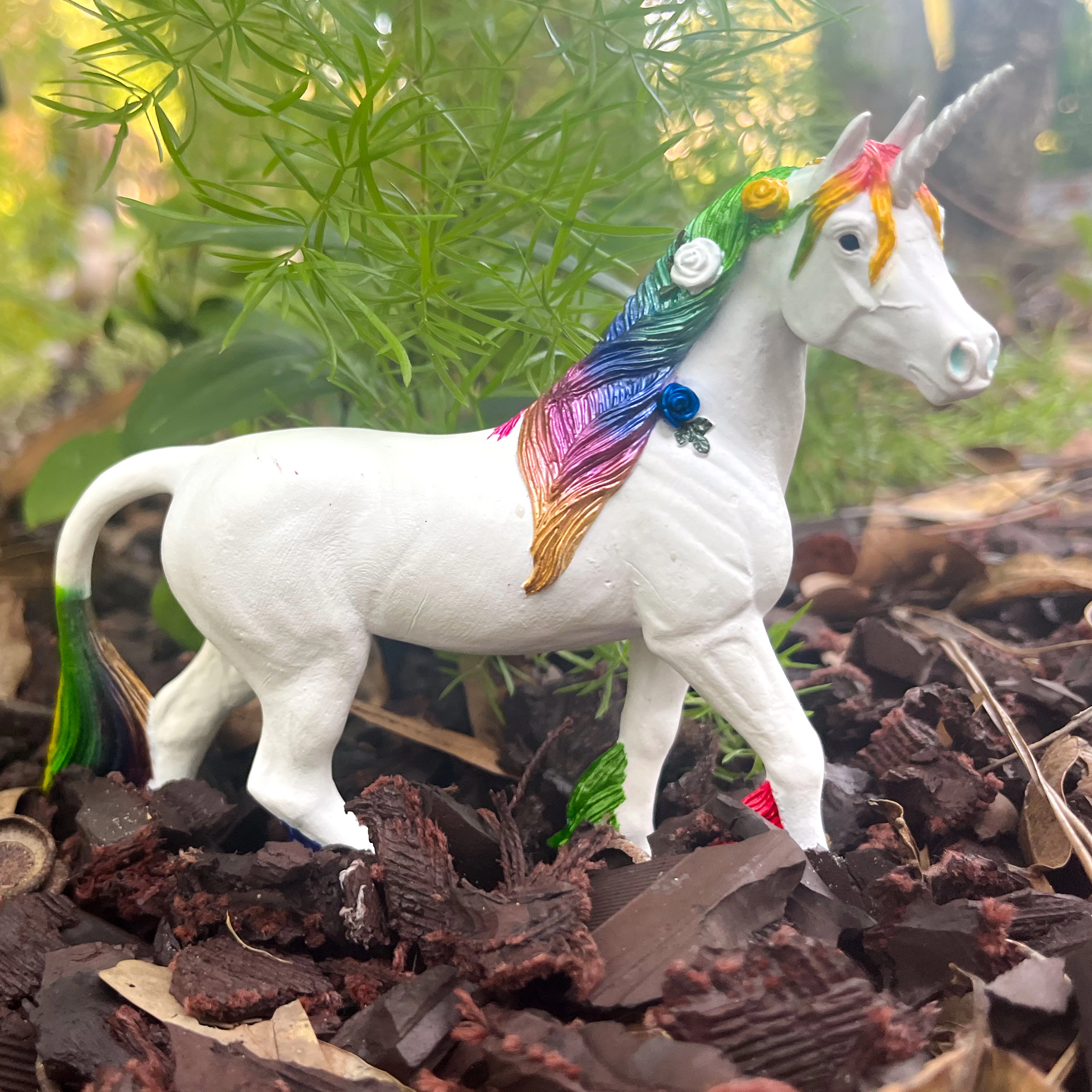Safari Ltd. - Rainbow Unicorn Kids Toy Figure