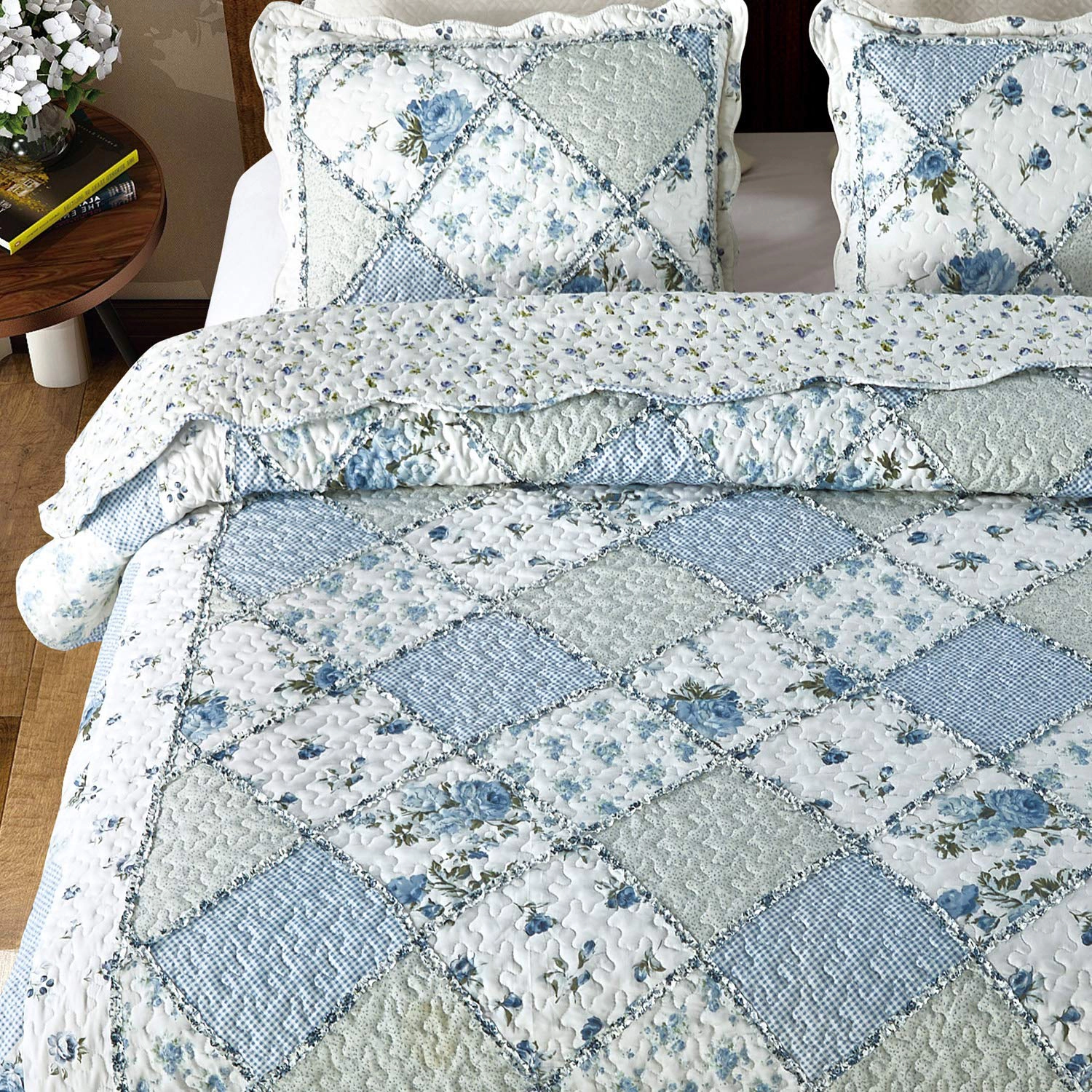 PUPWE Oversized King Quilt Set 128x120 Grey Flpatchwork Bedspreads