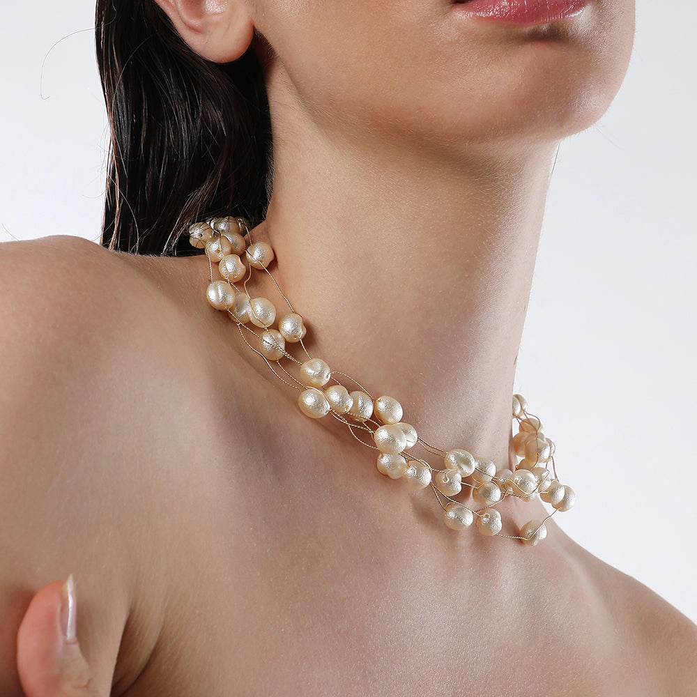 SOHI Women's Pearl White the Venezia Collar Necklace