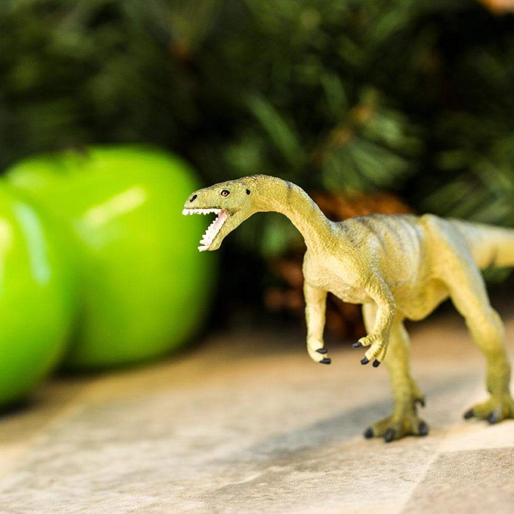 Safari Ltd. - Masiakasaurus Kids Prehistoric/Dinosaur Toy Figure