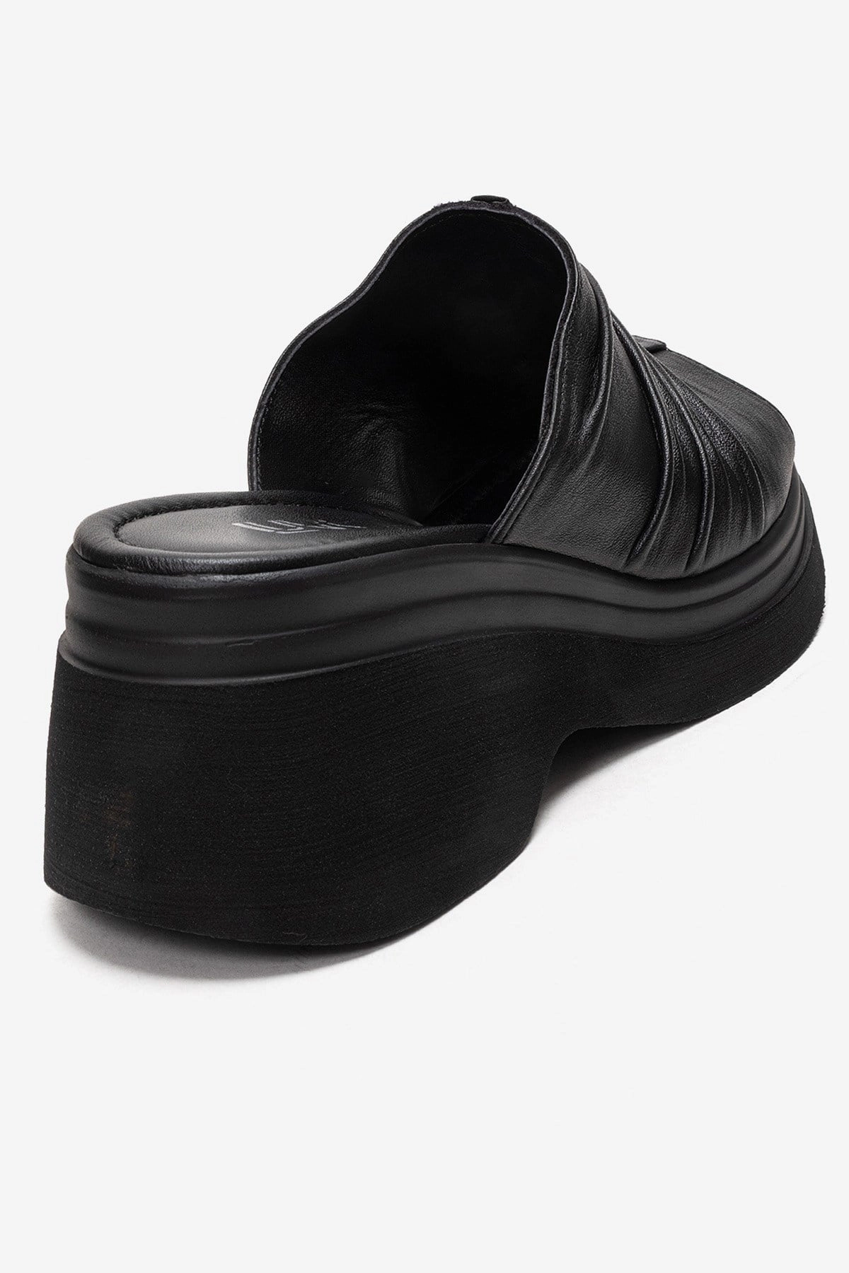 Forever & Always Womens Nellie Leather Platform Sandal