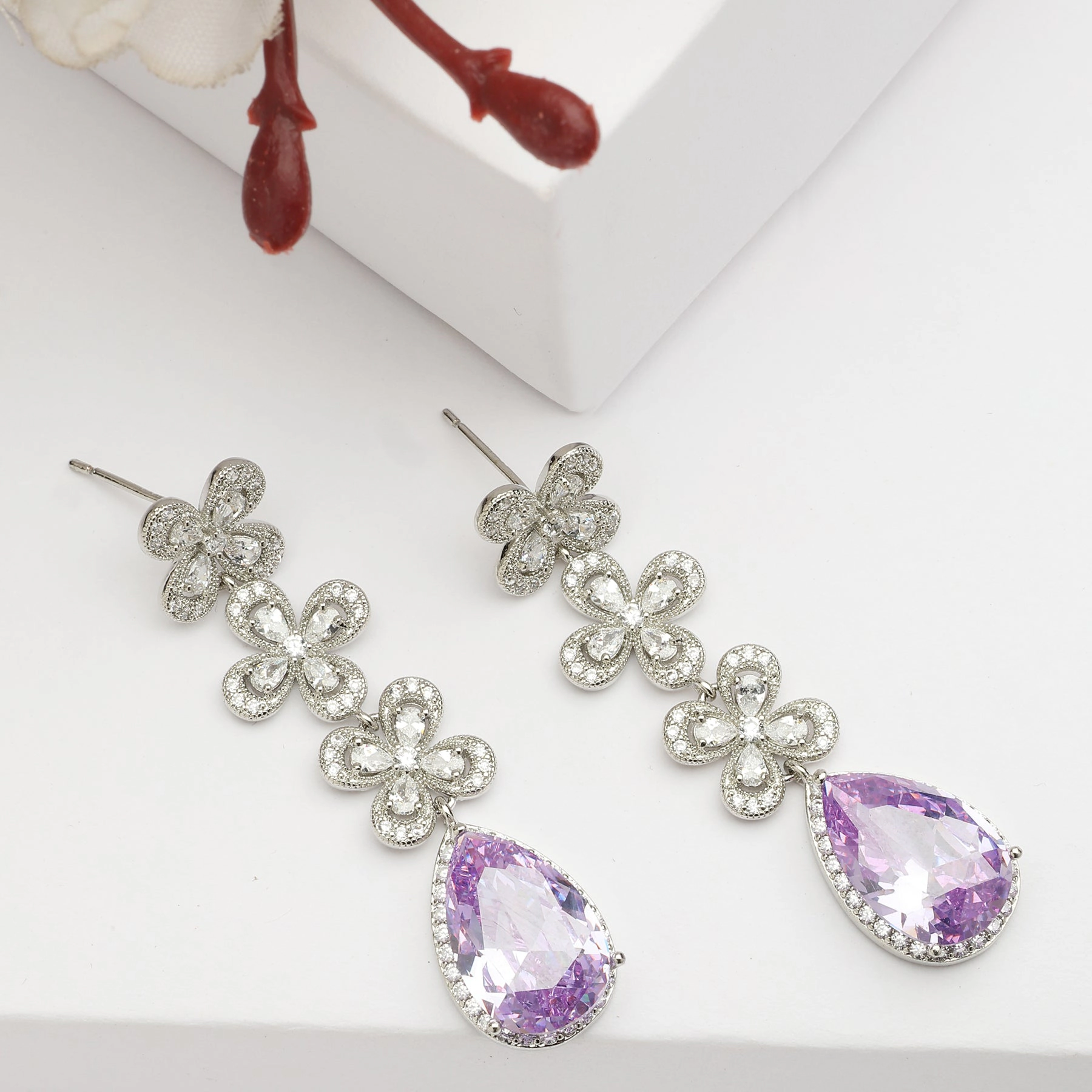 AGP PARIS Womens Diva Triple Flower Drop Earrings