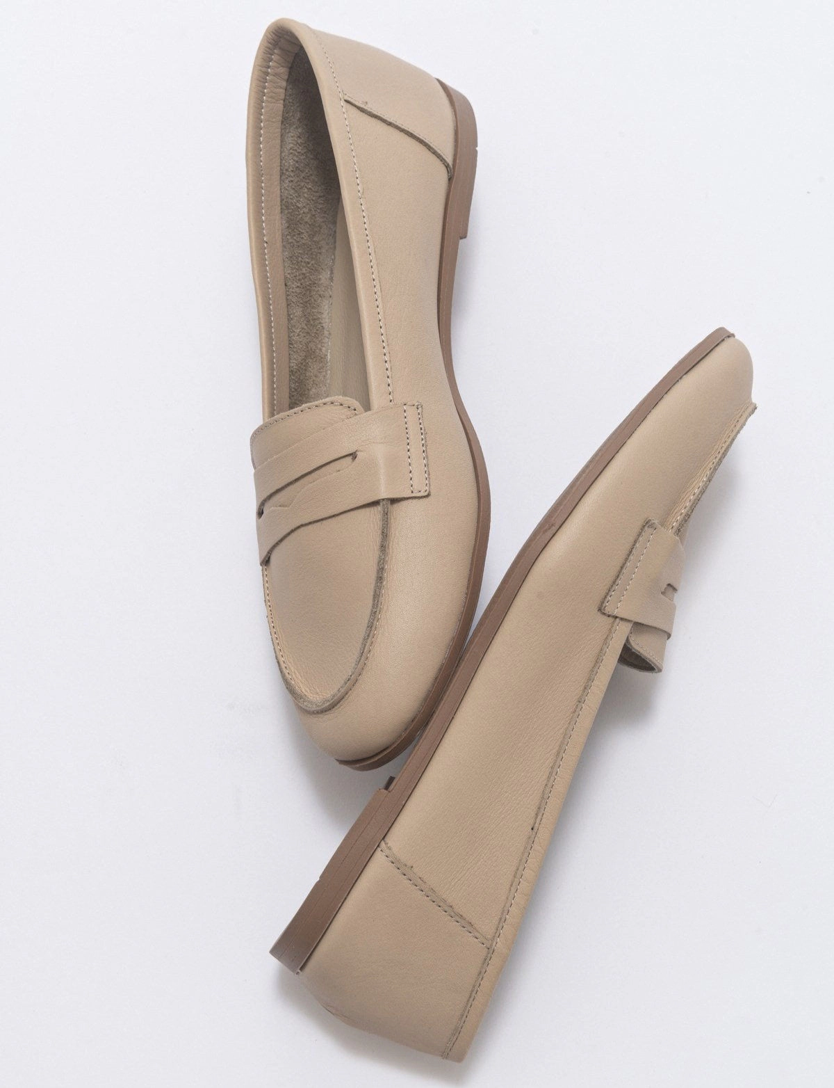 Forever & Always Womens Dorothy Leather Loafer