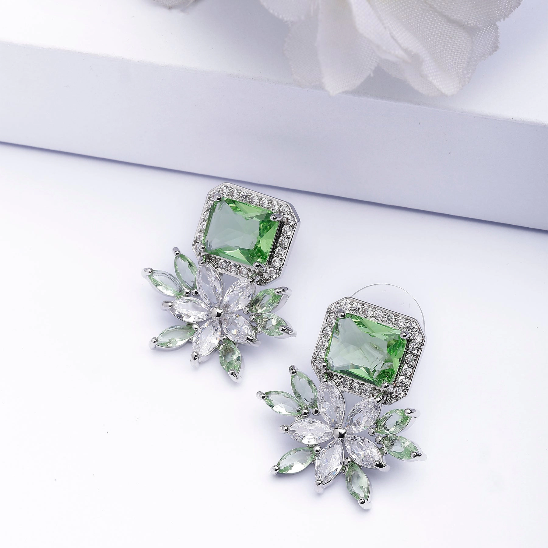 AGP PARIS Womens Dainty Light Green Floral Stud Earrings