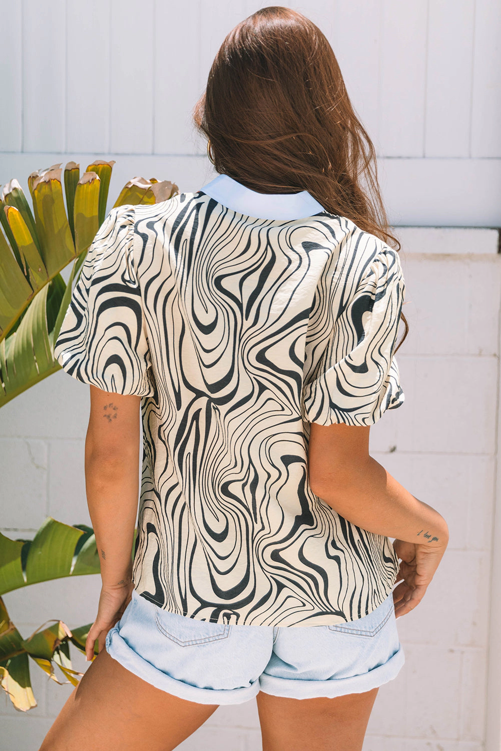 Threaded Pear Women's Delilah Zebra Stripe V-Neck Short Sleeve Blouse