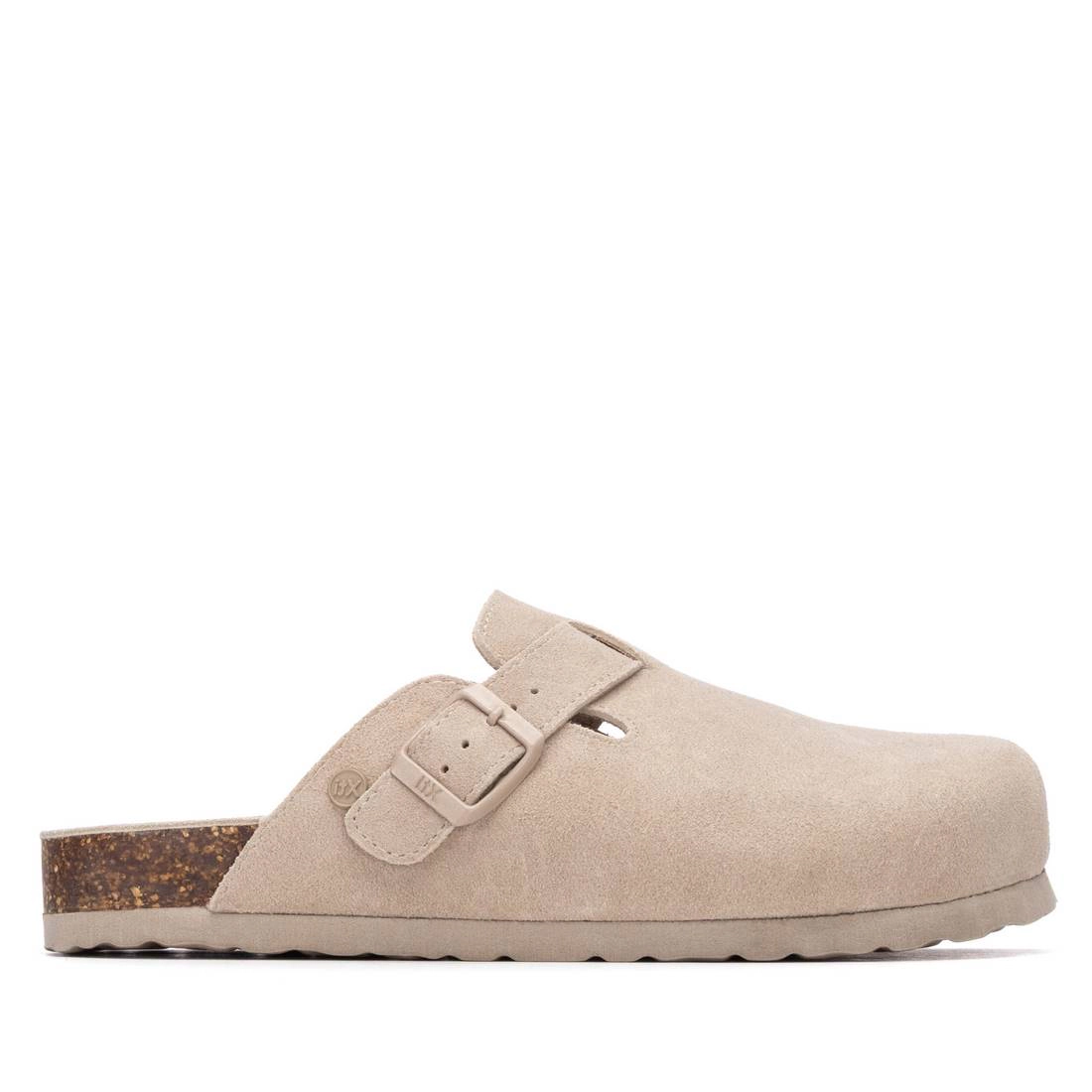 XTI Women's Comfort Clogs